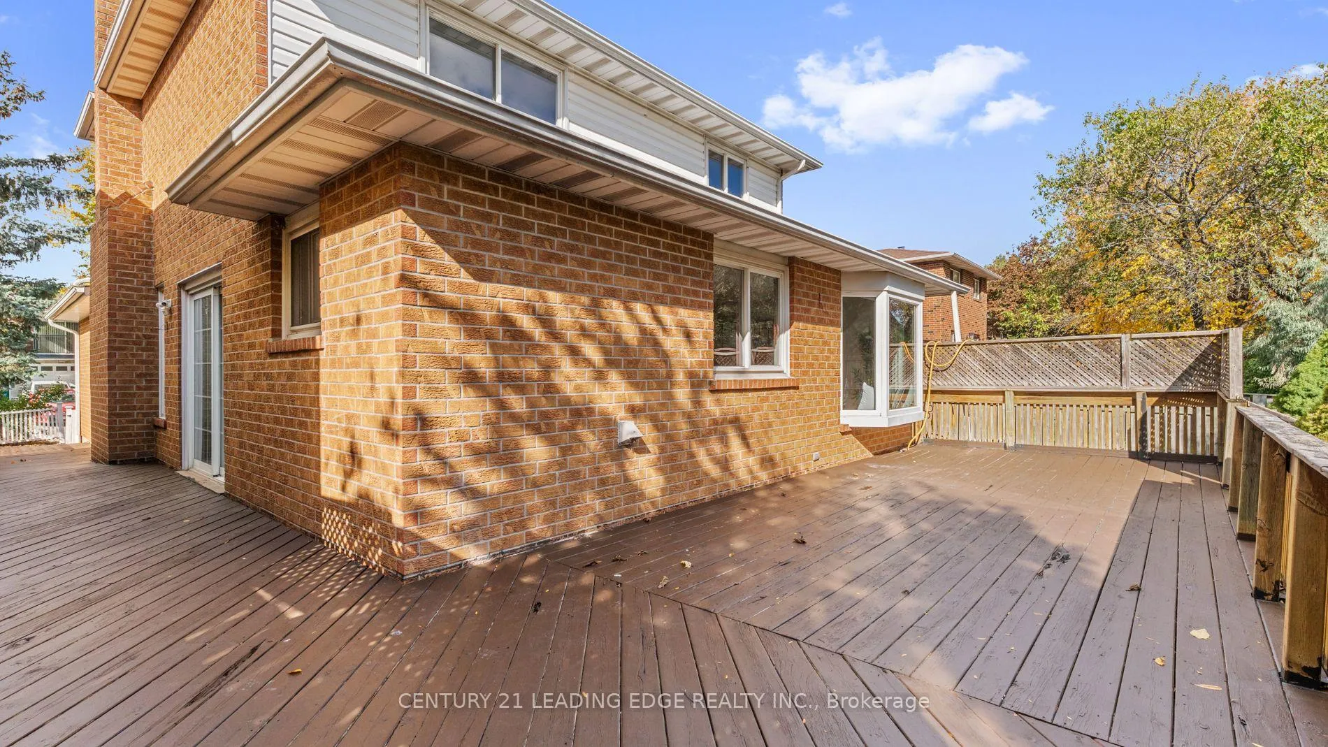 Photo 28 of 42 Tanager Square, Brampton, Heart Lake West — HOMEH