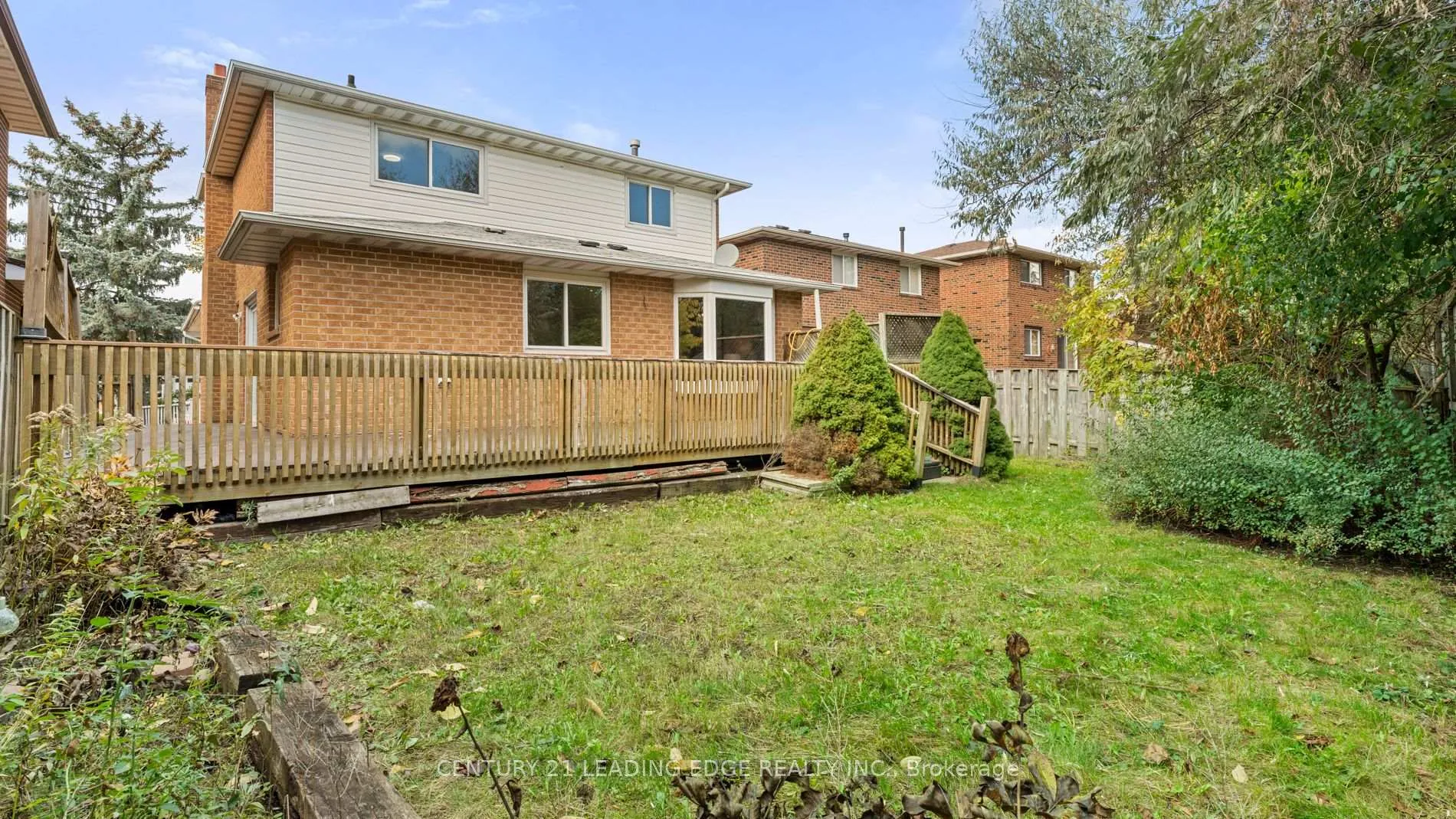 Photo 30 of 42 Tanager Square, Brampton, Heart Lake West — HOMEH