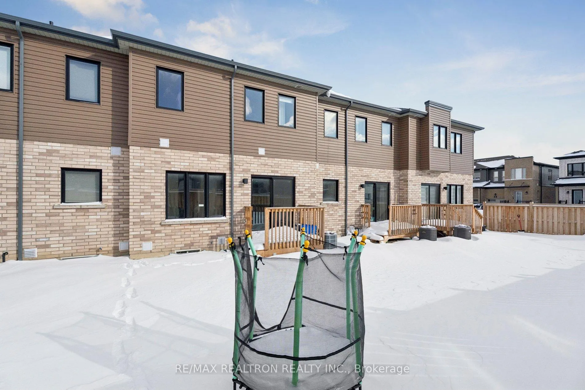 Photo 25 of 5 Haven Lane, Barrie, Painswick South — HOMEH