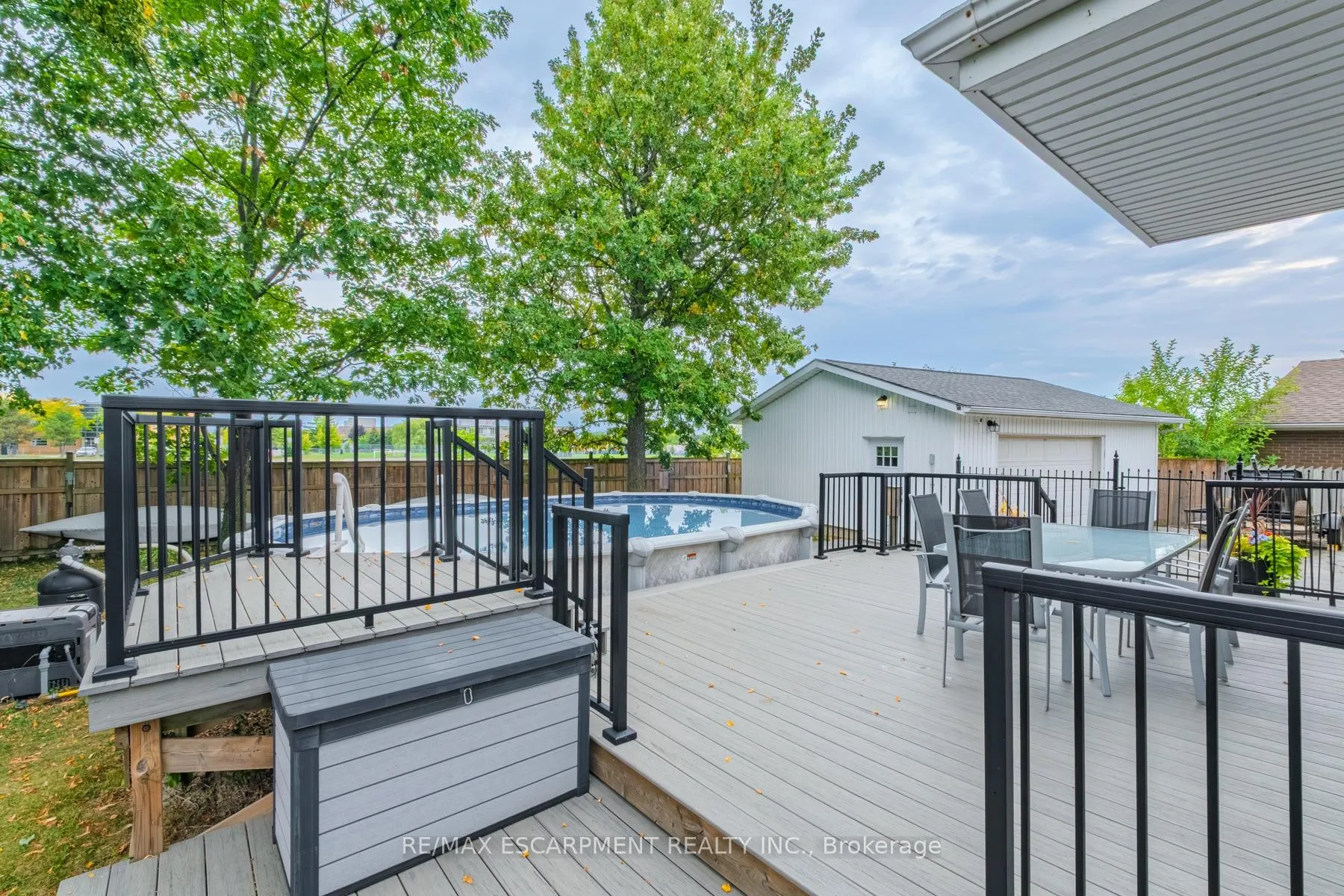 Photo 10 of 19 Carmen Avenue, Hamilton, Macassa — HOMEH