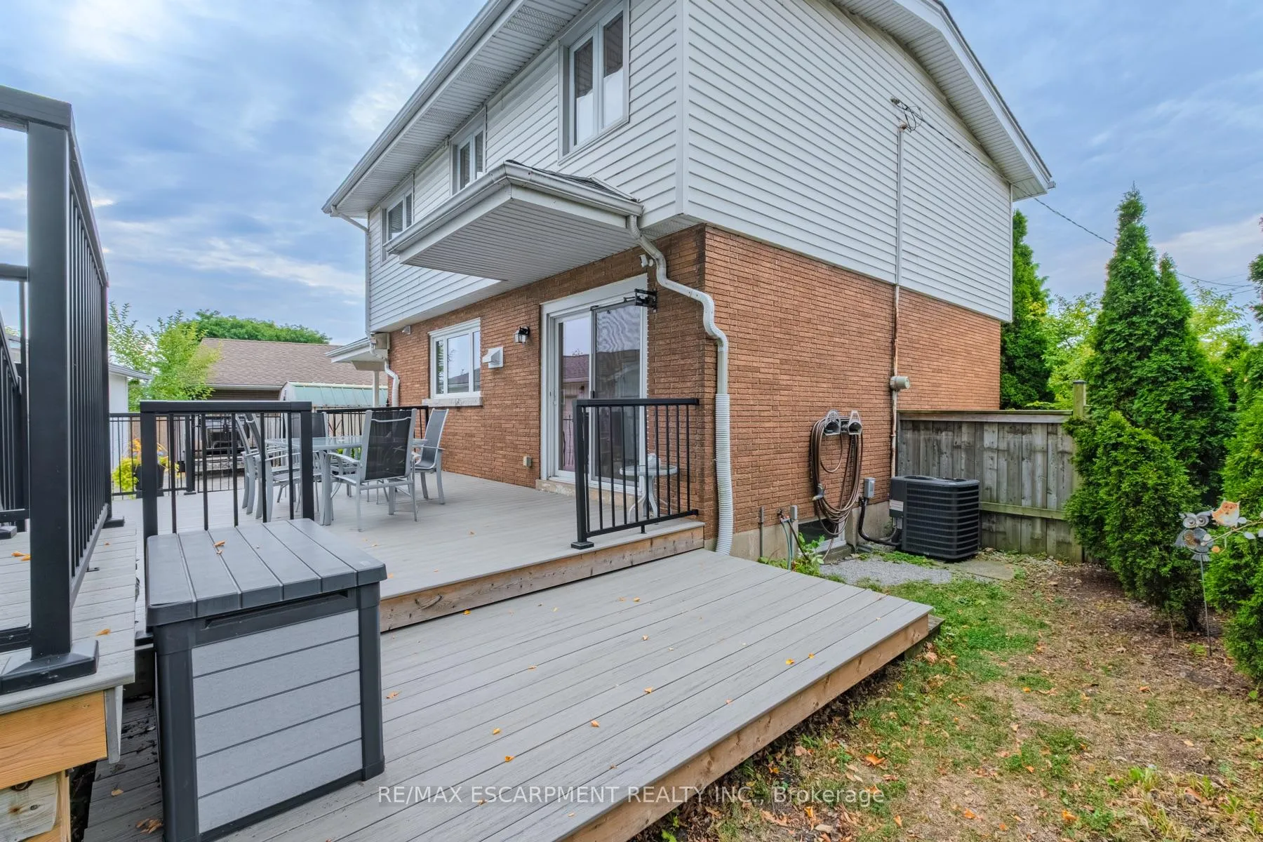 Photo 11 of 19 Carmen Avenue, Hamilton, Macassa — HOMEH