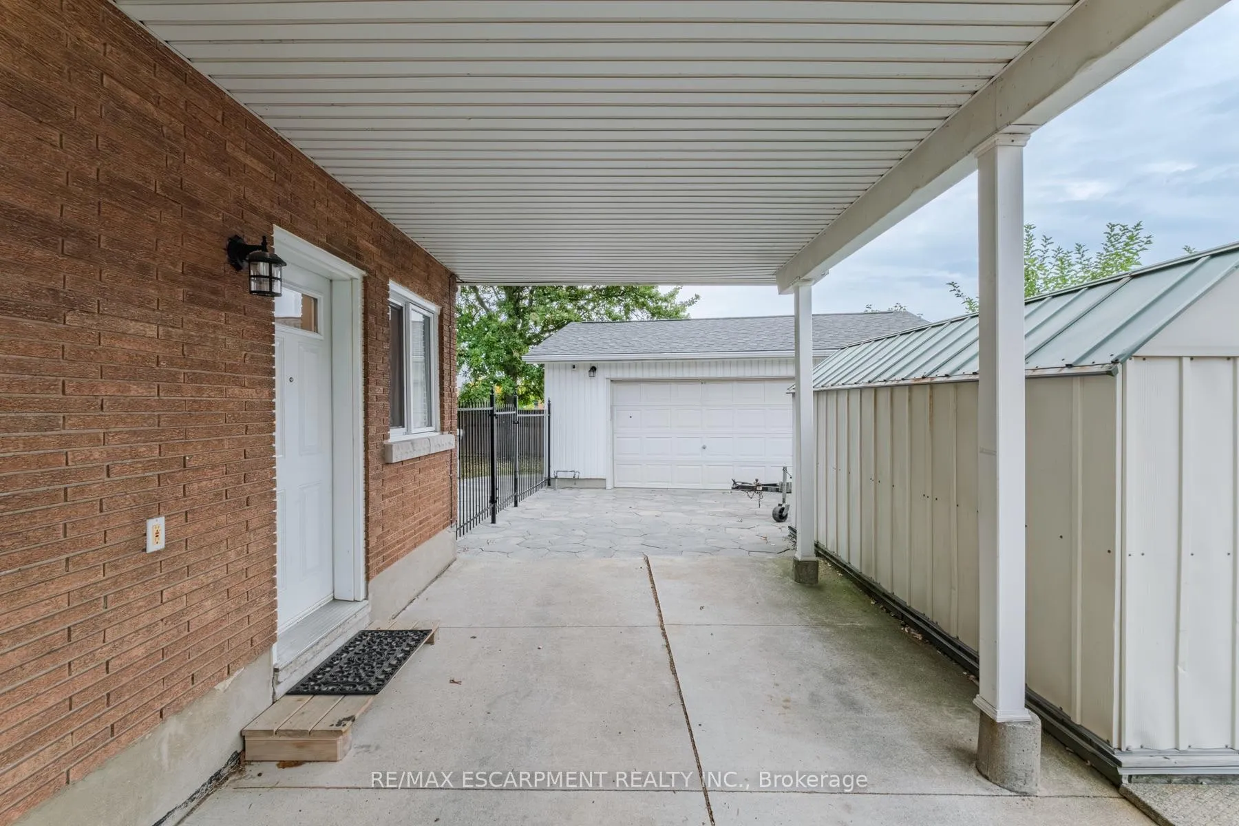 Photo 13 of 19 Carmen Avenue, Hamilton, Macassa — HOMEH
