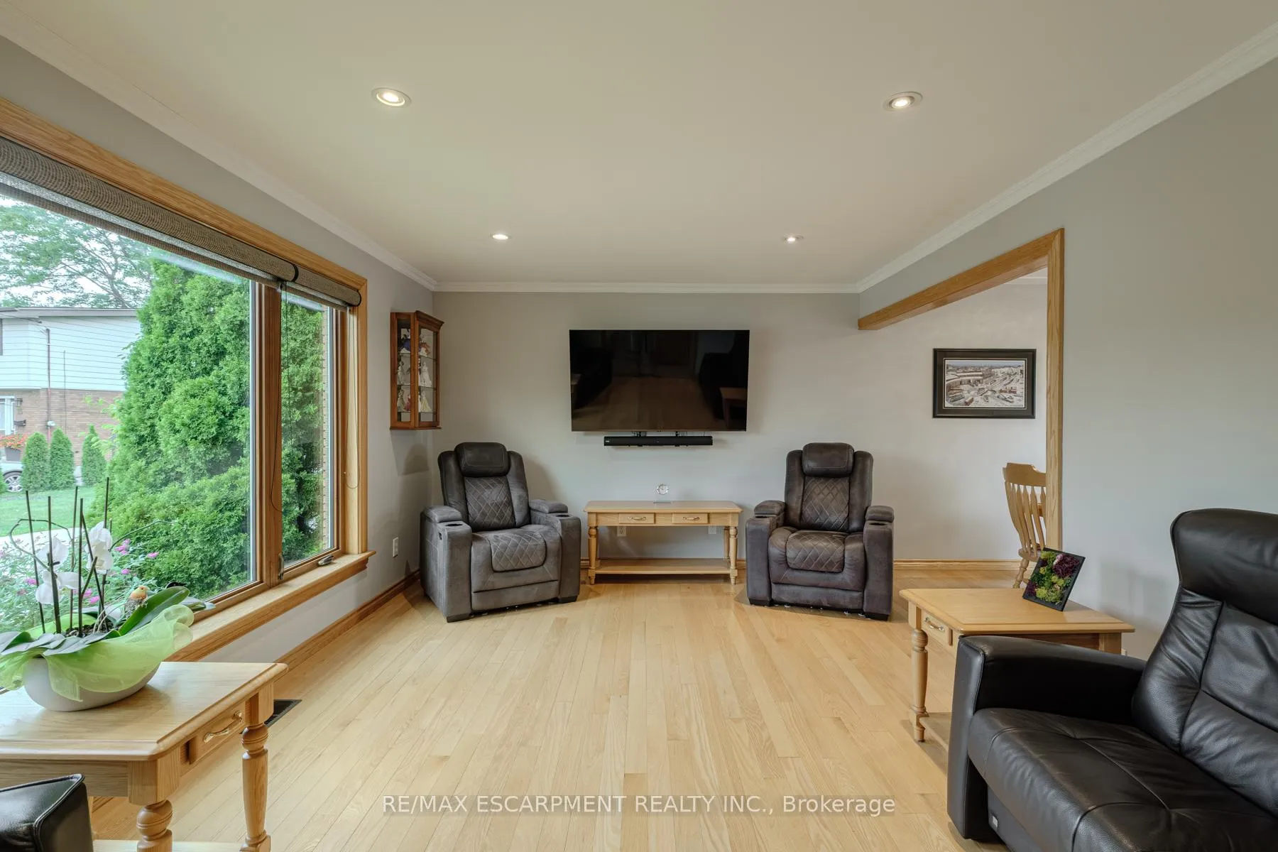 Photo 16 of 19 Carmen Avenue, Hamilton, Macassa — HOMEH