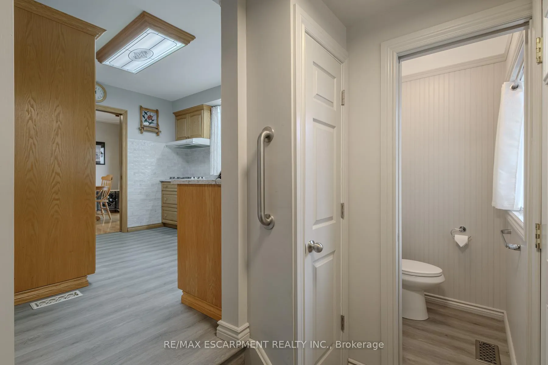 Photo 26 of 19 Carmen Avenue, Hamilton, Macassa — HOMEH
