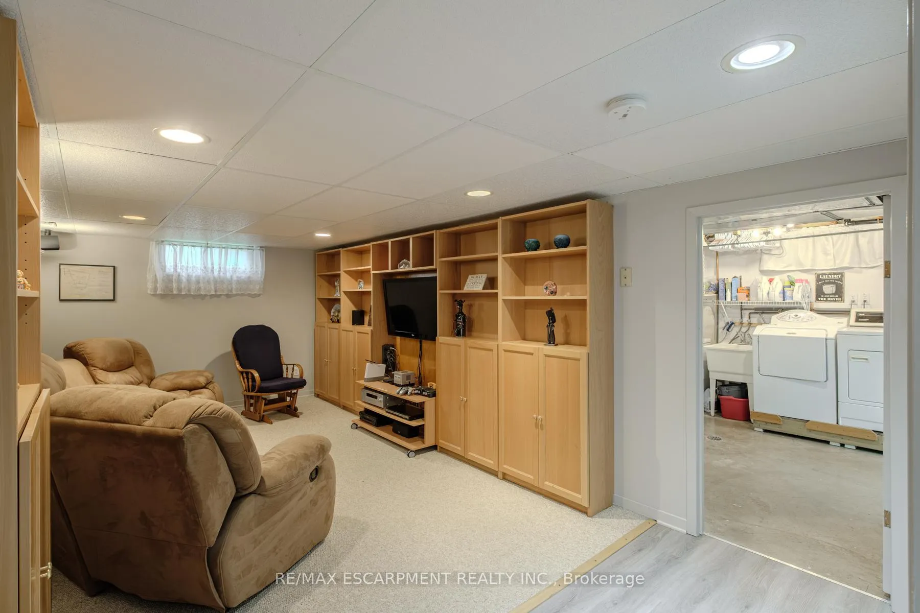 Photo 39 of 19 Carmen Avenue, Hamilton, Macassa — HOMEH