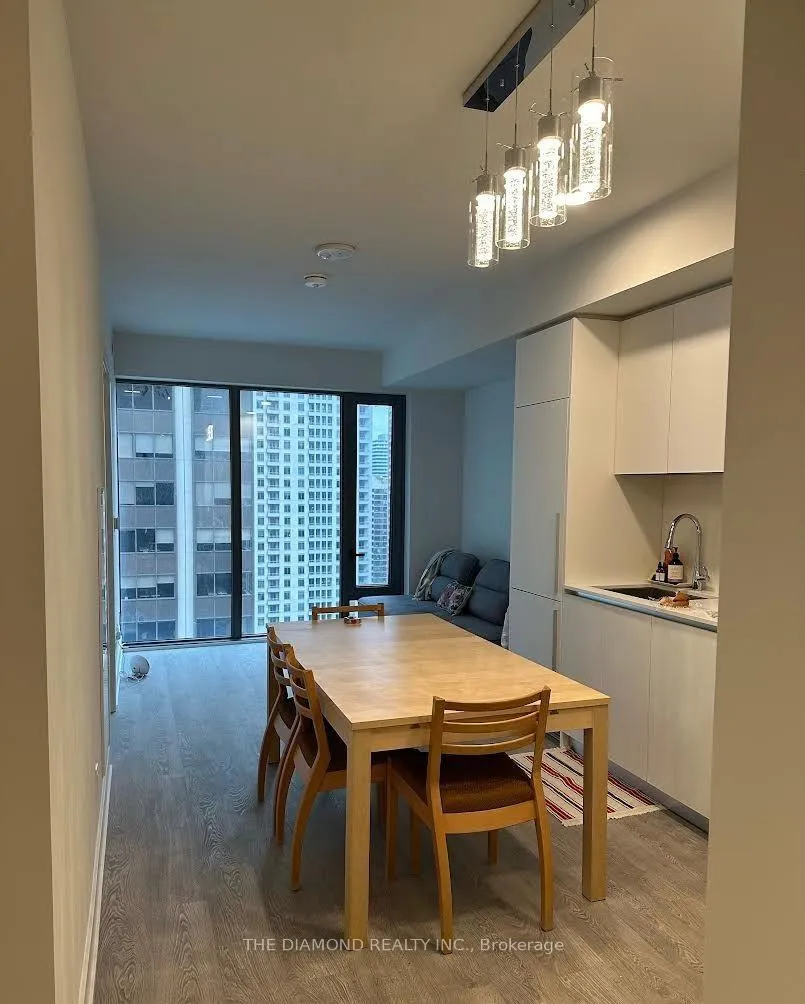 Photo 7 of Unit 1704, 8 Cumberland Street, Toronto, The Annex — HOMEH