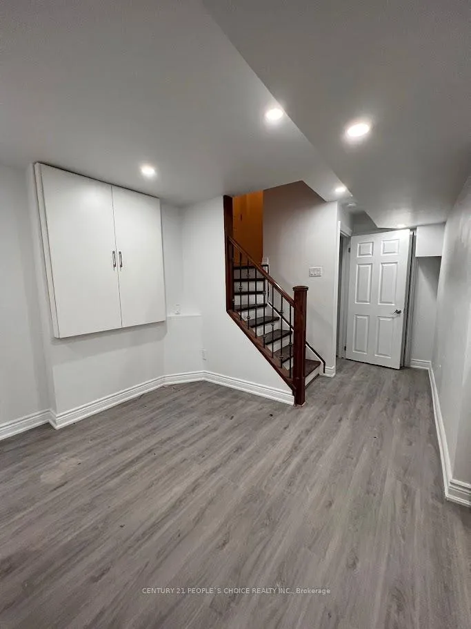 Photo 3 of Unit BSMT, 45 Bushmill Circle E, Brampton, Fletcher's Meadow — HOMEH