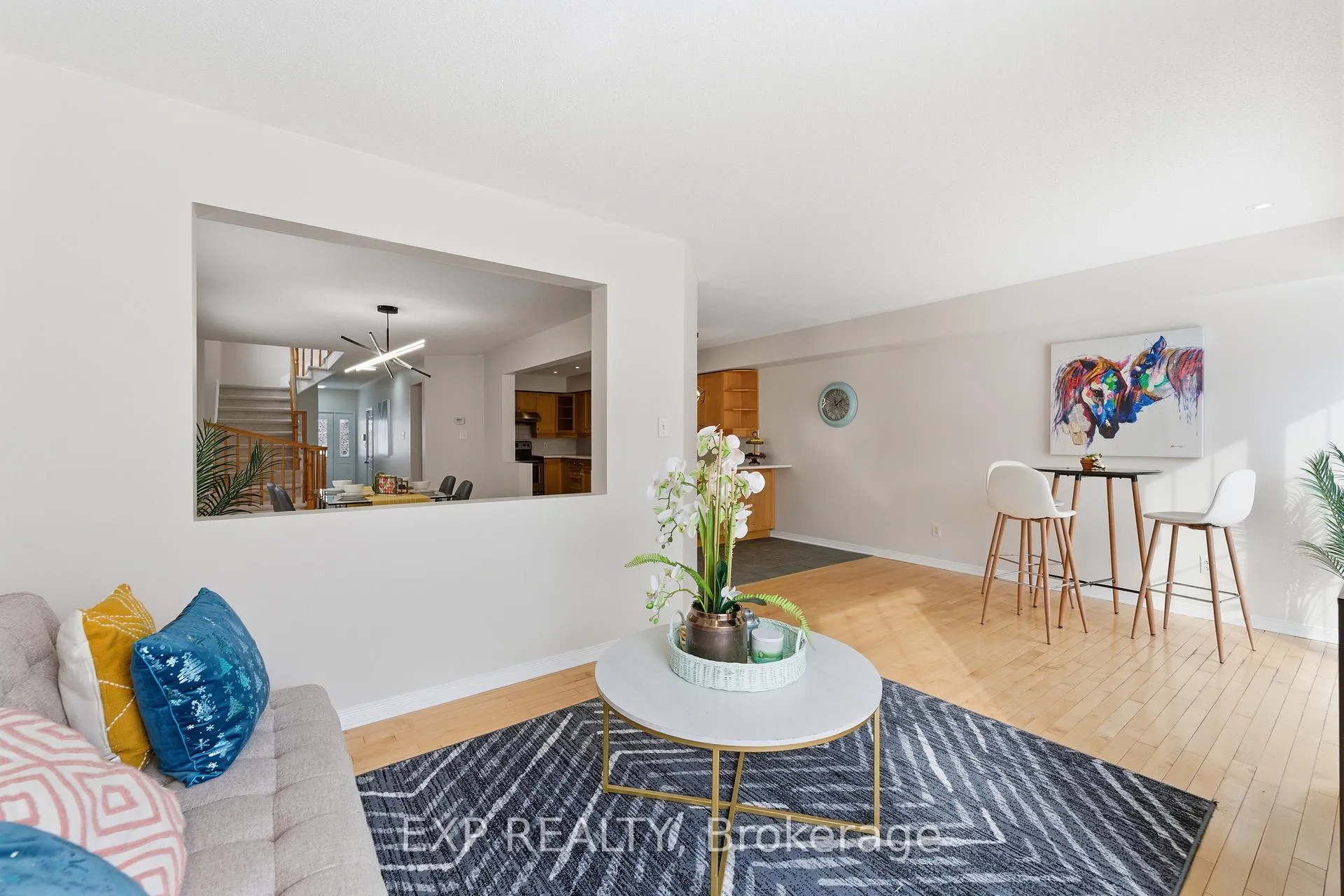 Photo 8 of 30 Fieldberry Private, Ottawa, Barrhaven - Stonebridge — HOMEH
