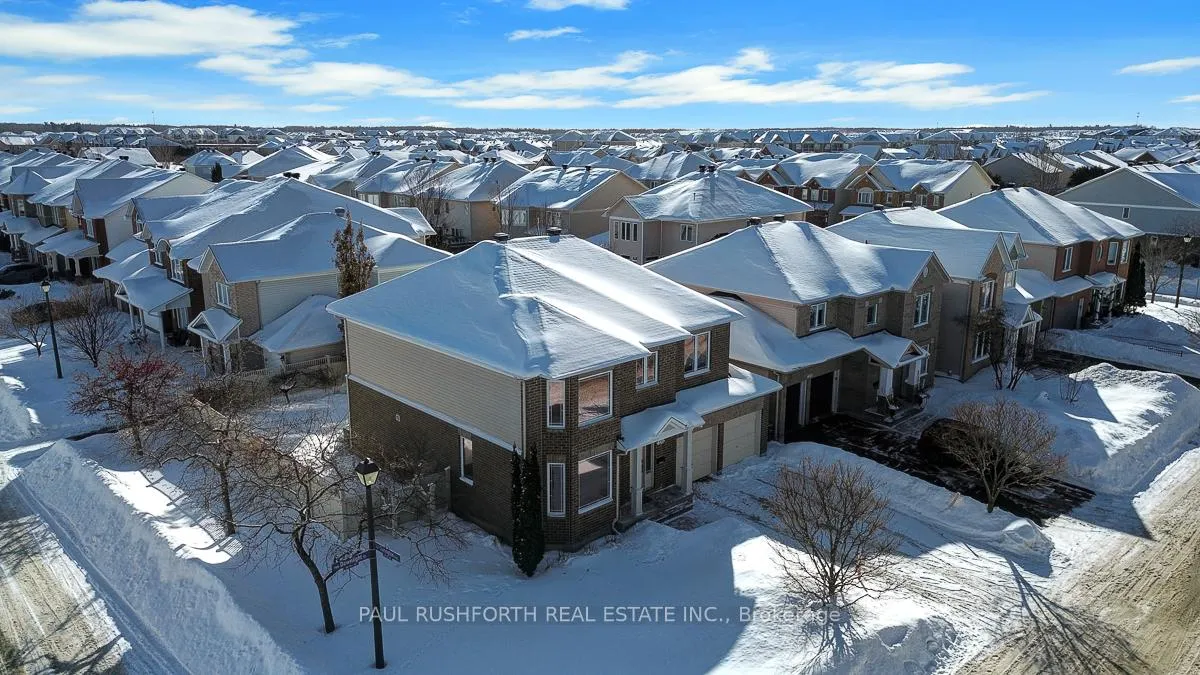 Photo 2 of 326 Dawnlight Street, Ottawa, Avalon East — HOMEH