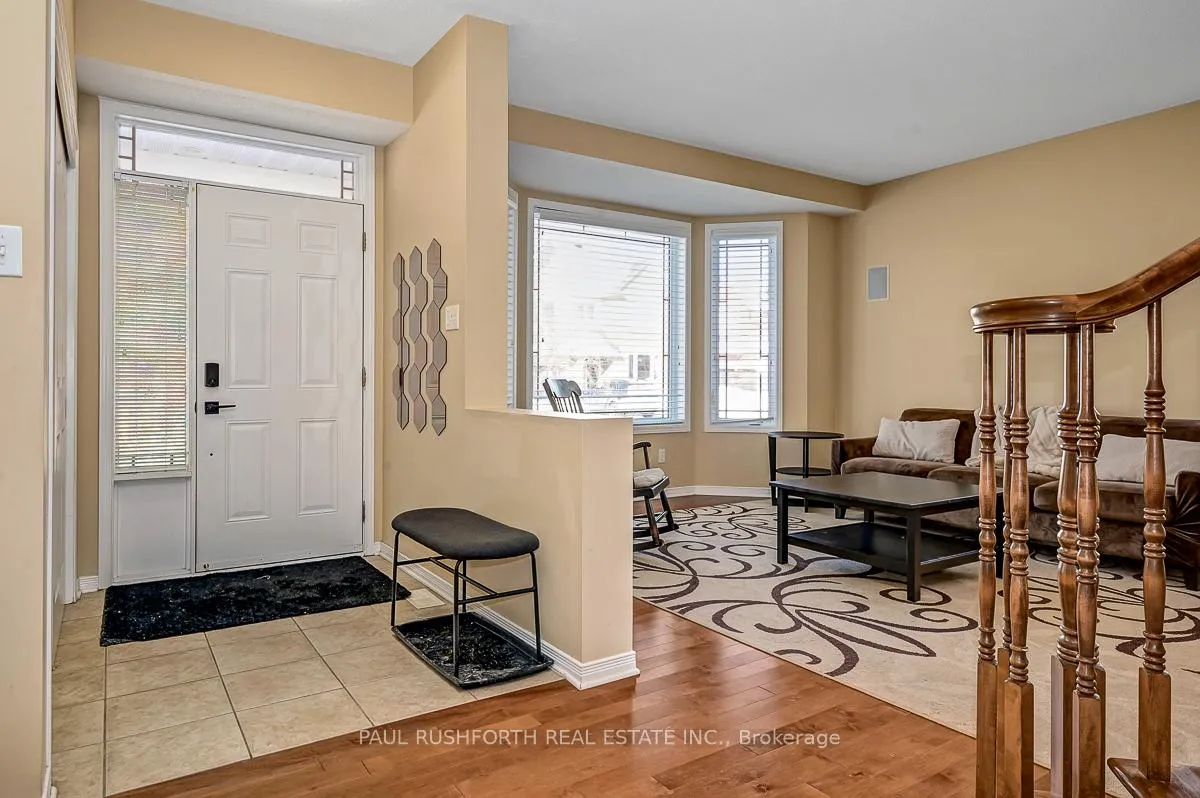 Photo 3 of 326 Dawnlight Street, Ottawa, Avalon East — HOMEH