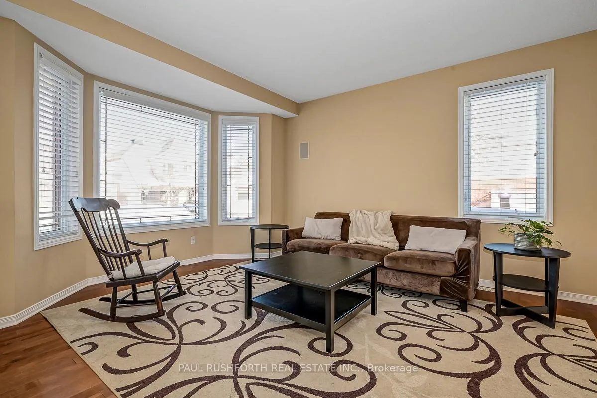 Photo 5 of 326 Dawnlight Street, Ottawa, Avalon East — HOMEH