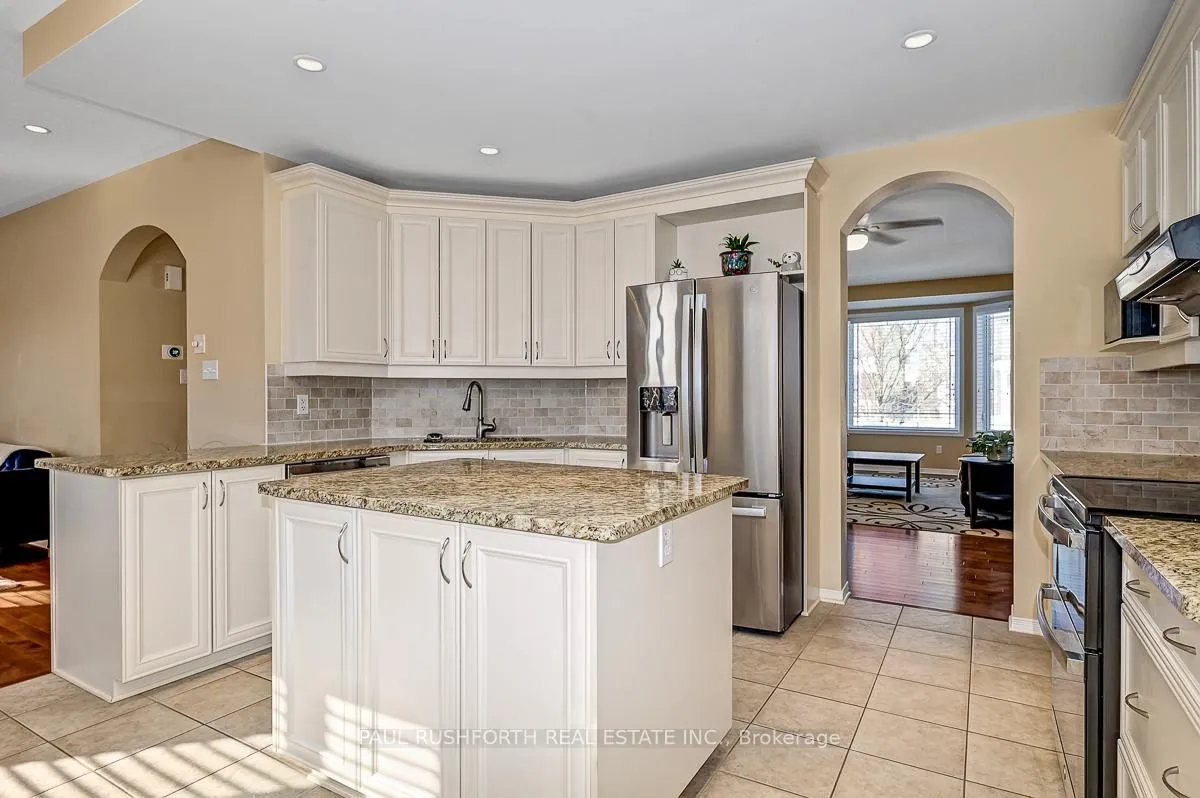 Photo 9 of 326 Dawnlight Street, Ottawa, Avalon East — HOMEH