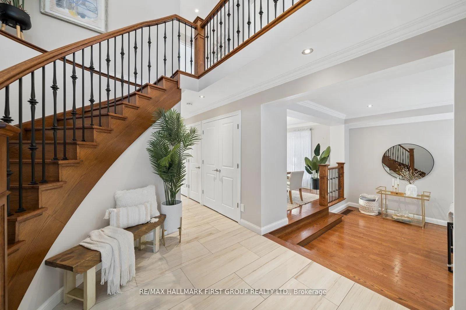 Photo 4 of 1910 Spruce Hill Road, Pickering, Dunbarton — HOMEH