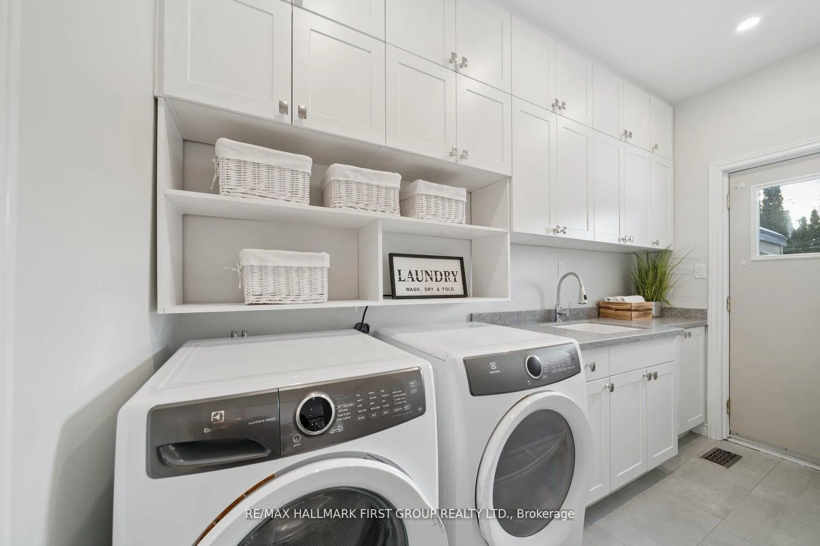 Photo 15 of 1910 Spruce Hill Road, Pickering, Dunbarton — HOMEH