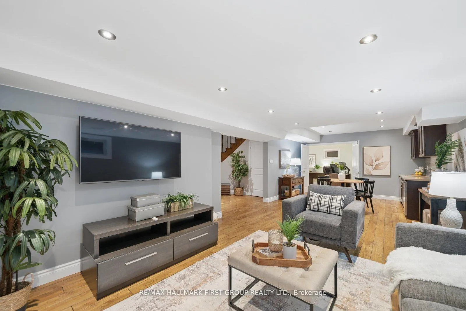 Photo 33 of 1910 Spruce Hill Road, Pickering, Dunbarton — HOMEH