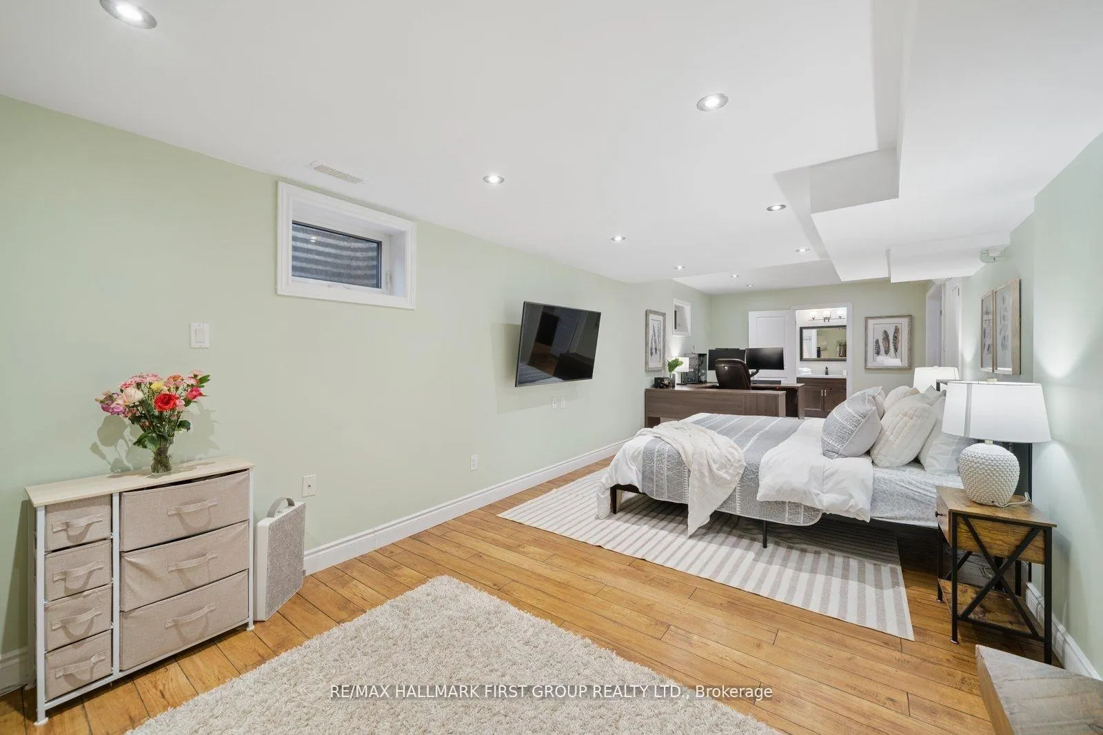 Photo 38 of 1910 Spruce Hill Road, Pickering, Dunbarton — HOMEH