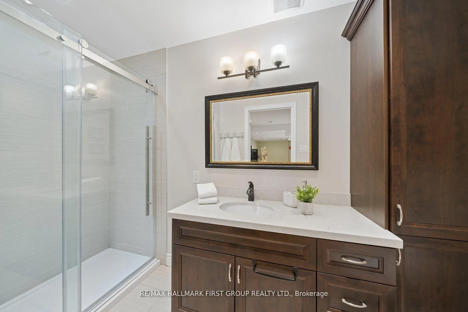Photo 39 of 1910 Spruce Hill Road, Pickering, Dunbarton — HOMEH