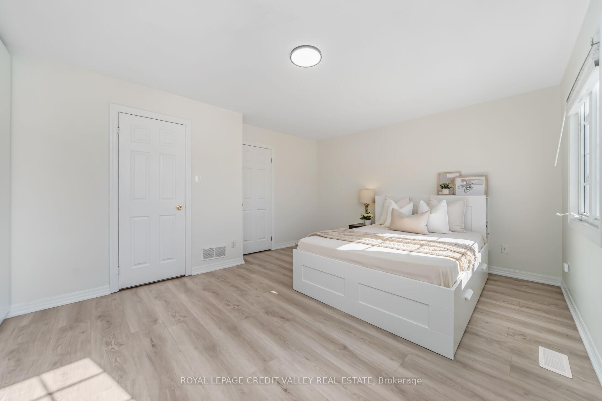 Photo 21 of 58 Rockcliffe Drive, Kitchener — HOMEH