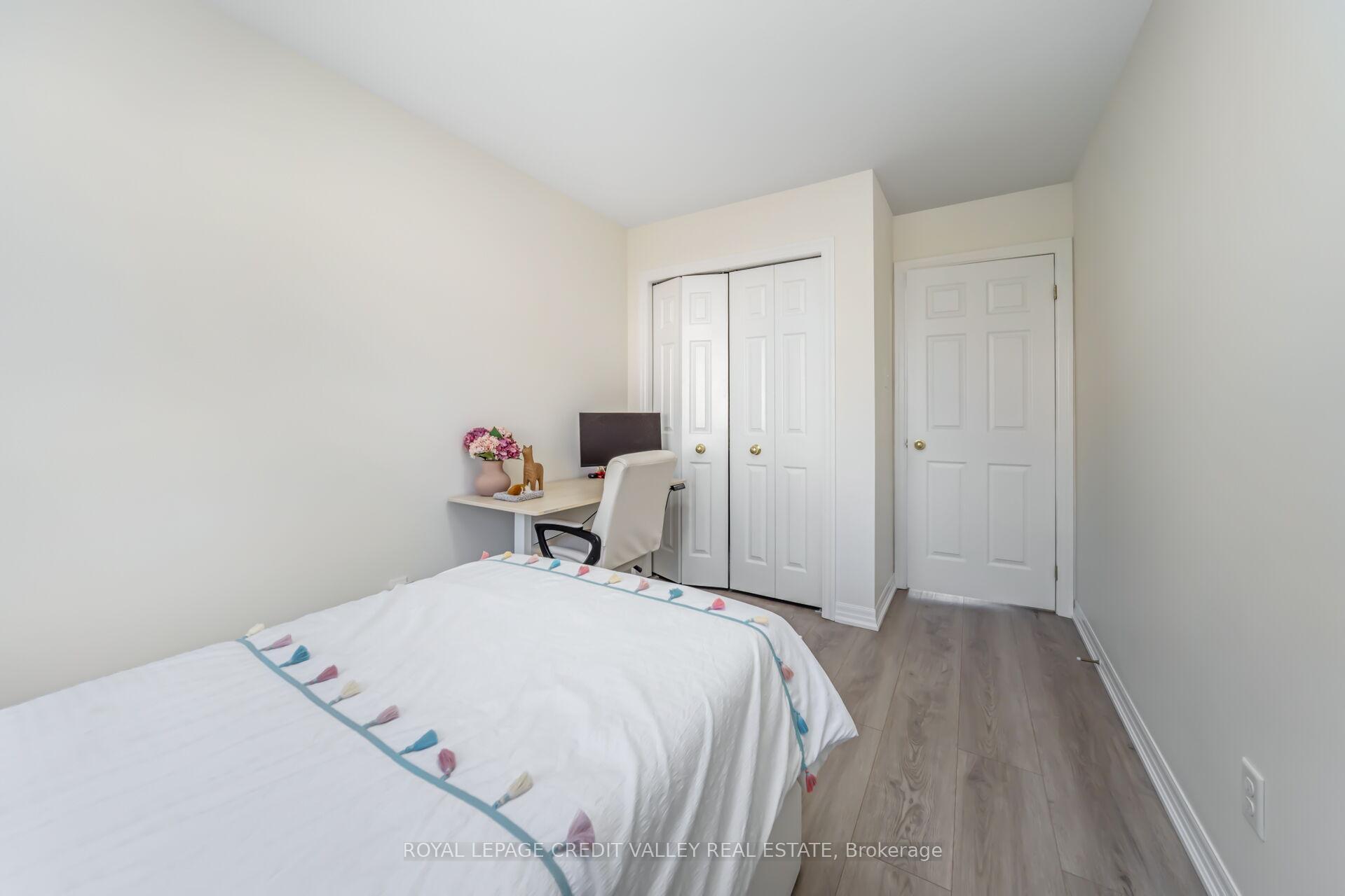 Photo 25 of 58 Rockcliffe Drive, Kitchener — HOMEH