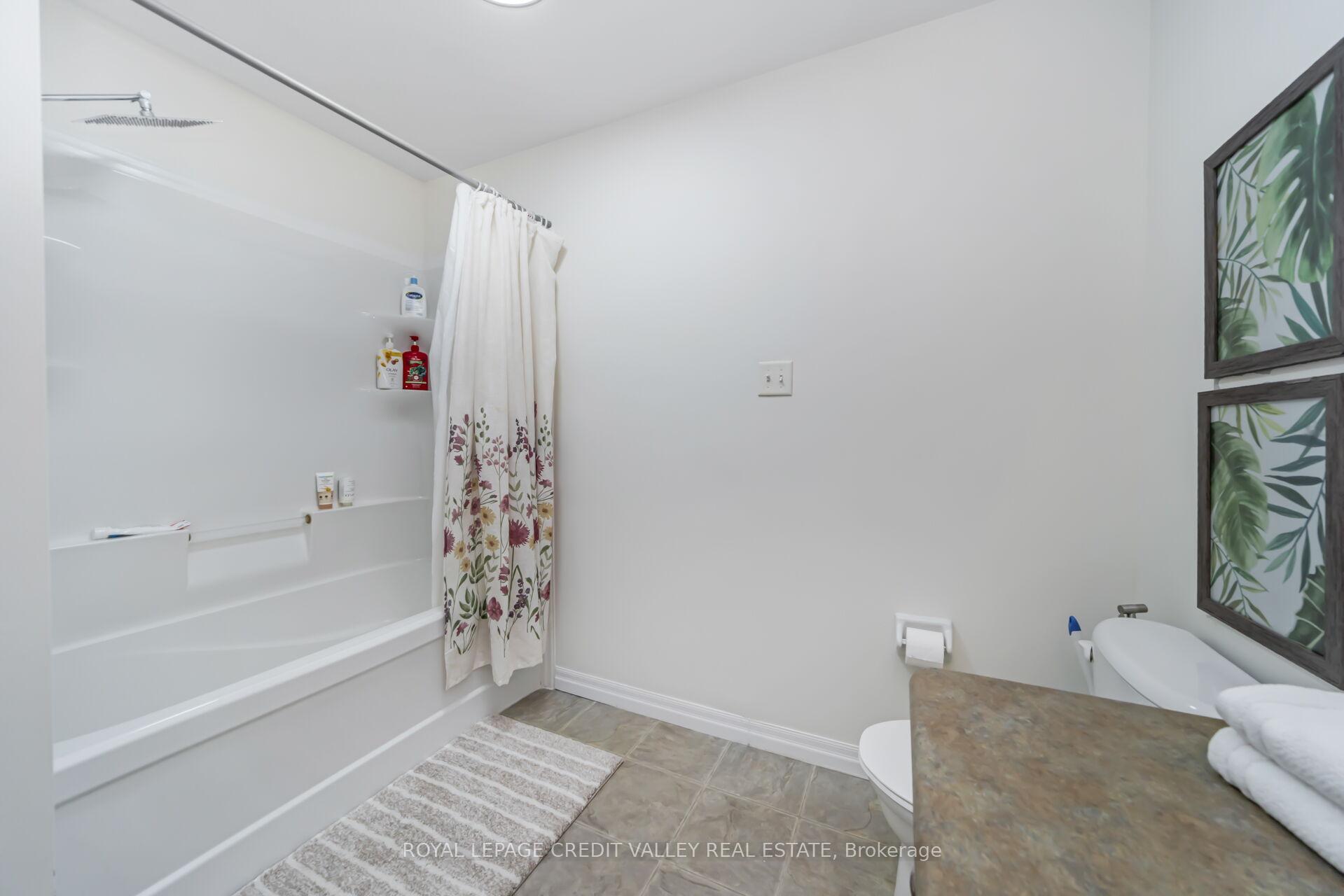Photo 29 of 58 Rockcliffe Drive, Kitchener — HOMEH