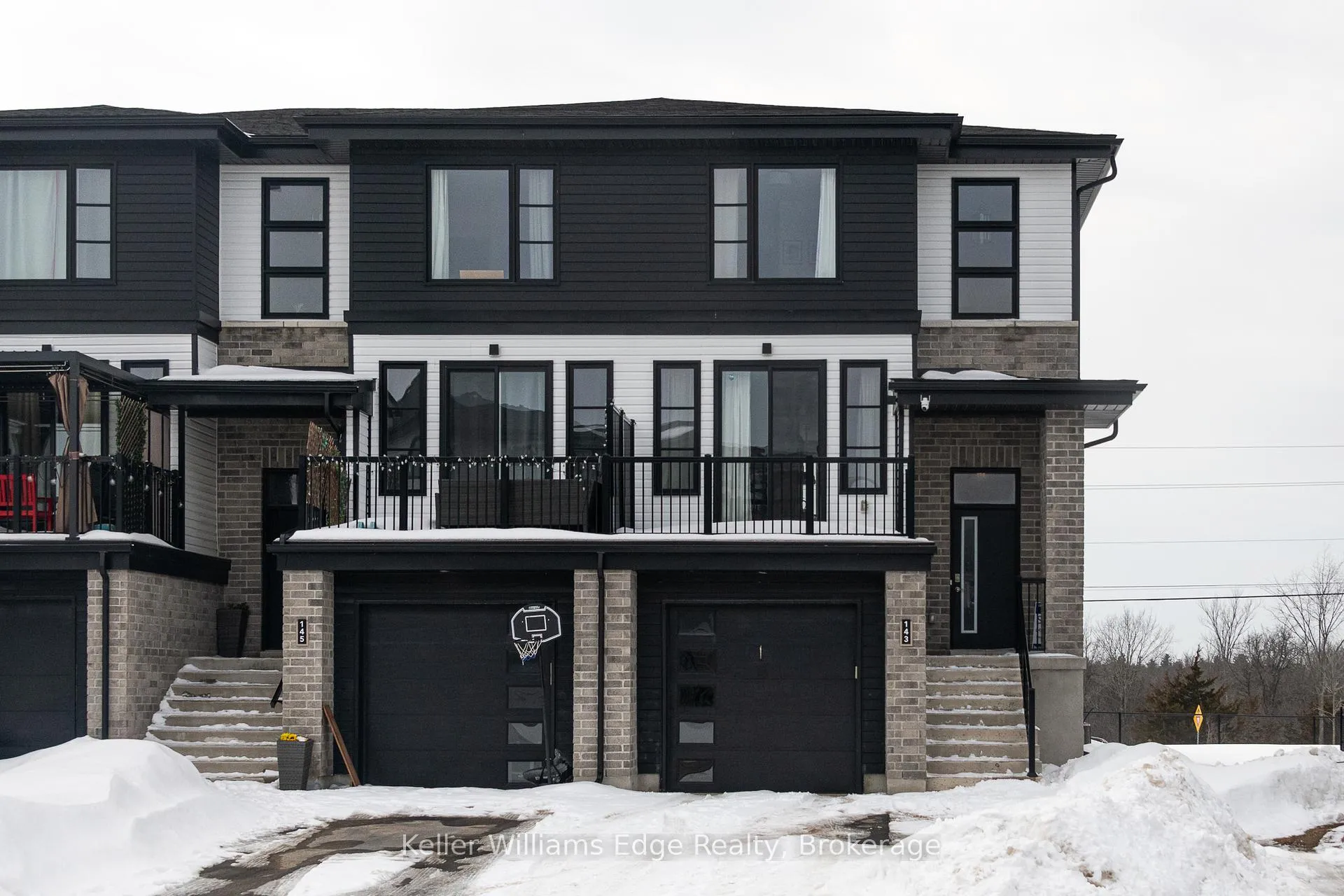 Photo 3 of 143 Superior Drive, Loyalist, Amherstview — HOMEH