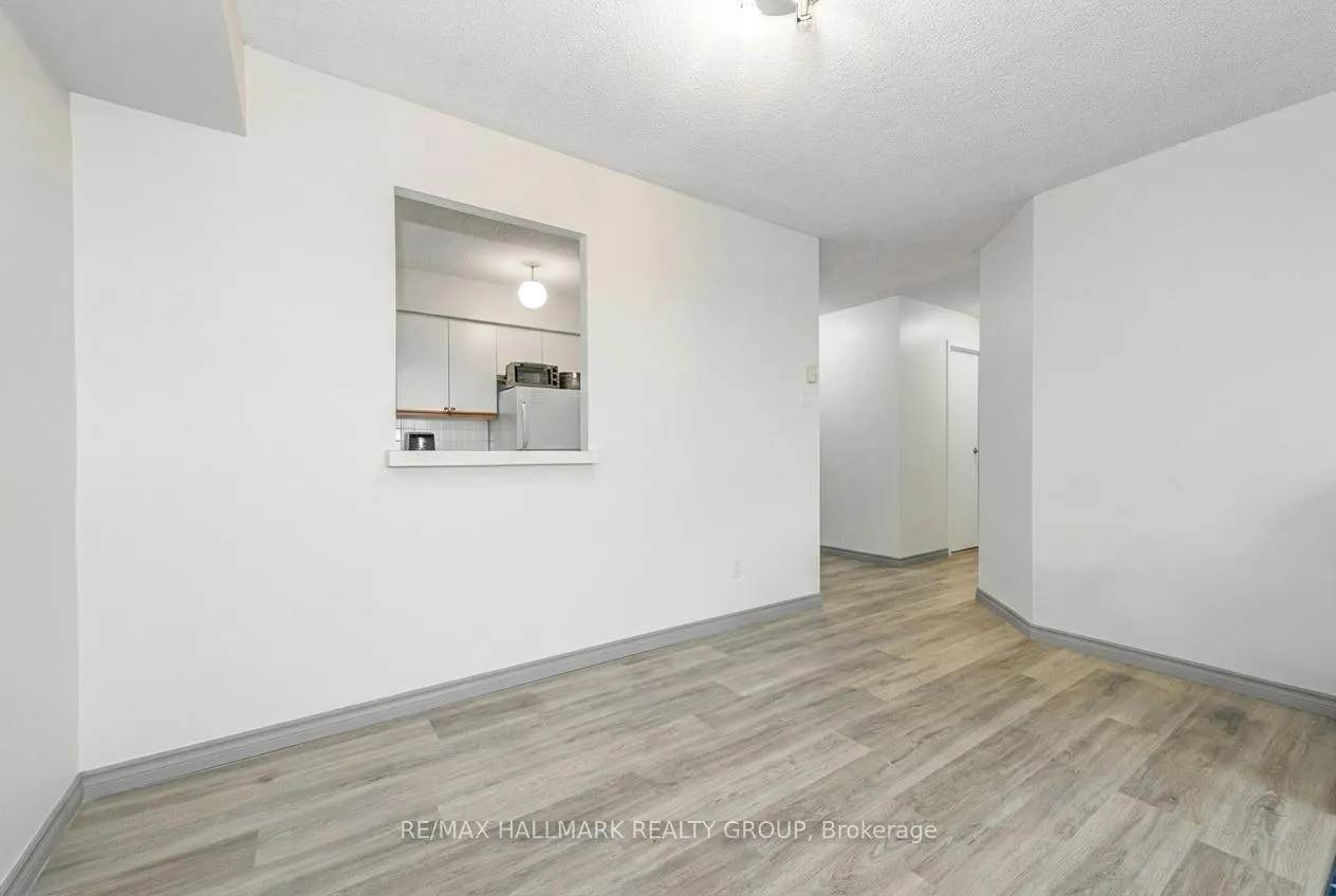 Photo 12 of Unit 1009, 1025 Grenon Avenue, Ottawa, Fairfield Heights — HOMEH