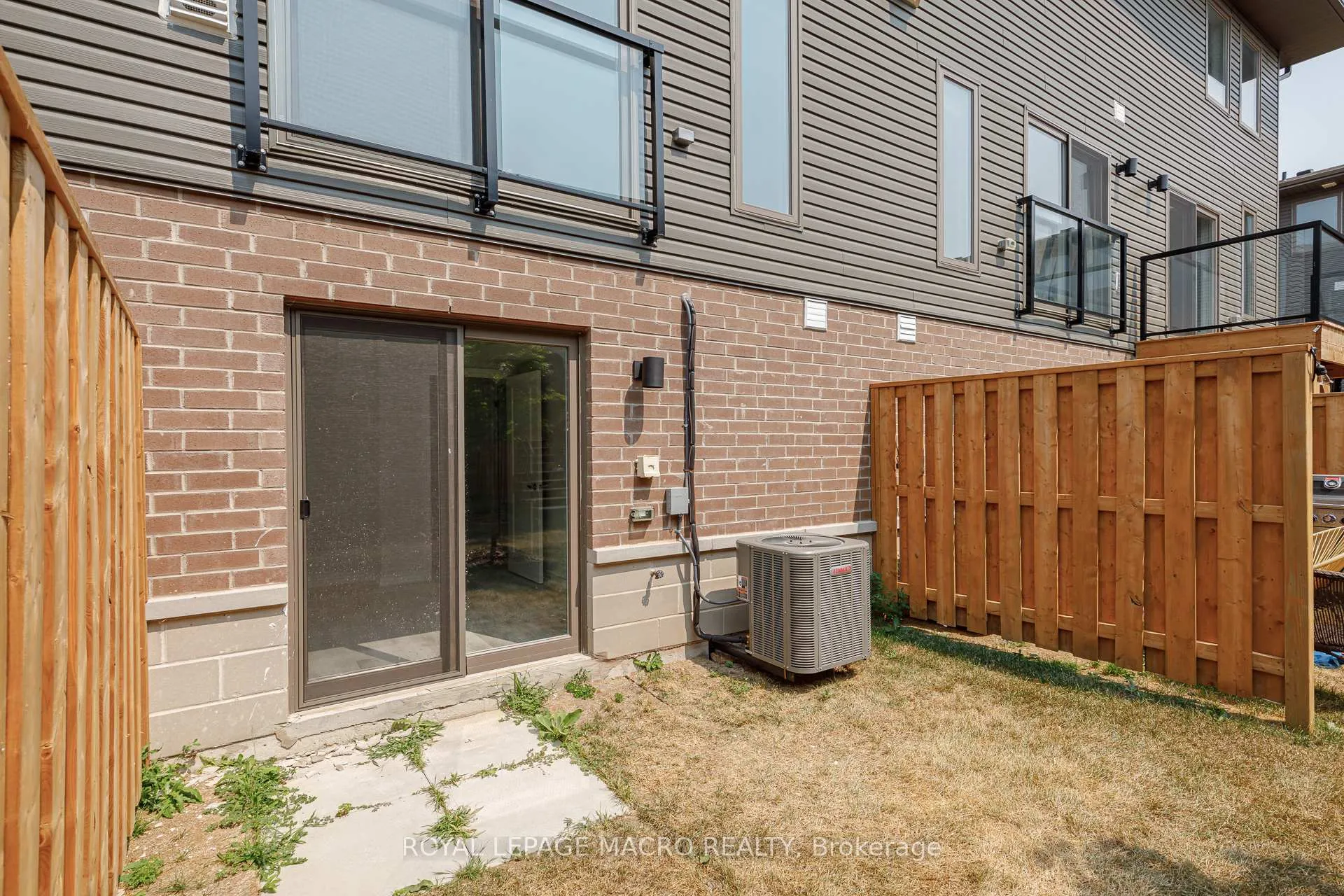 Photo 48 of 11 Winters Crescent, Collingwood — HOMEH