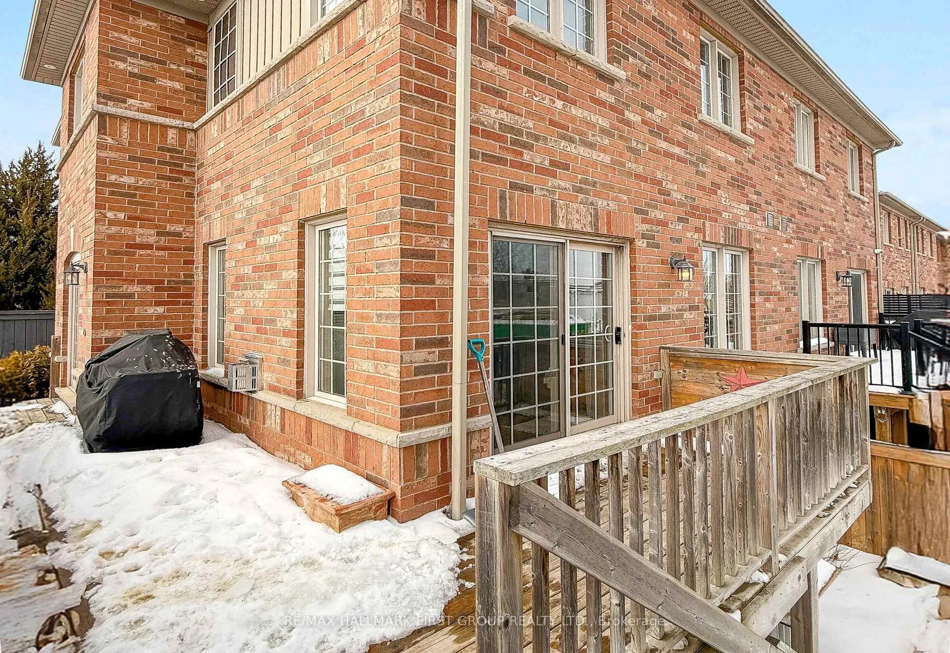 Photo 36 of 19 Waterlily Trail, King, Schomberg — HOMEH