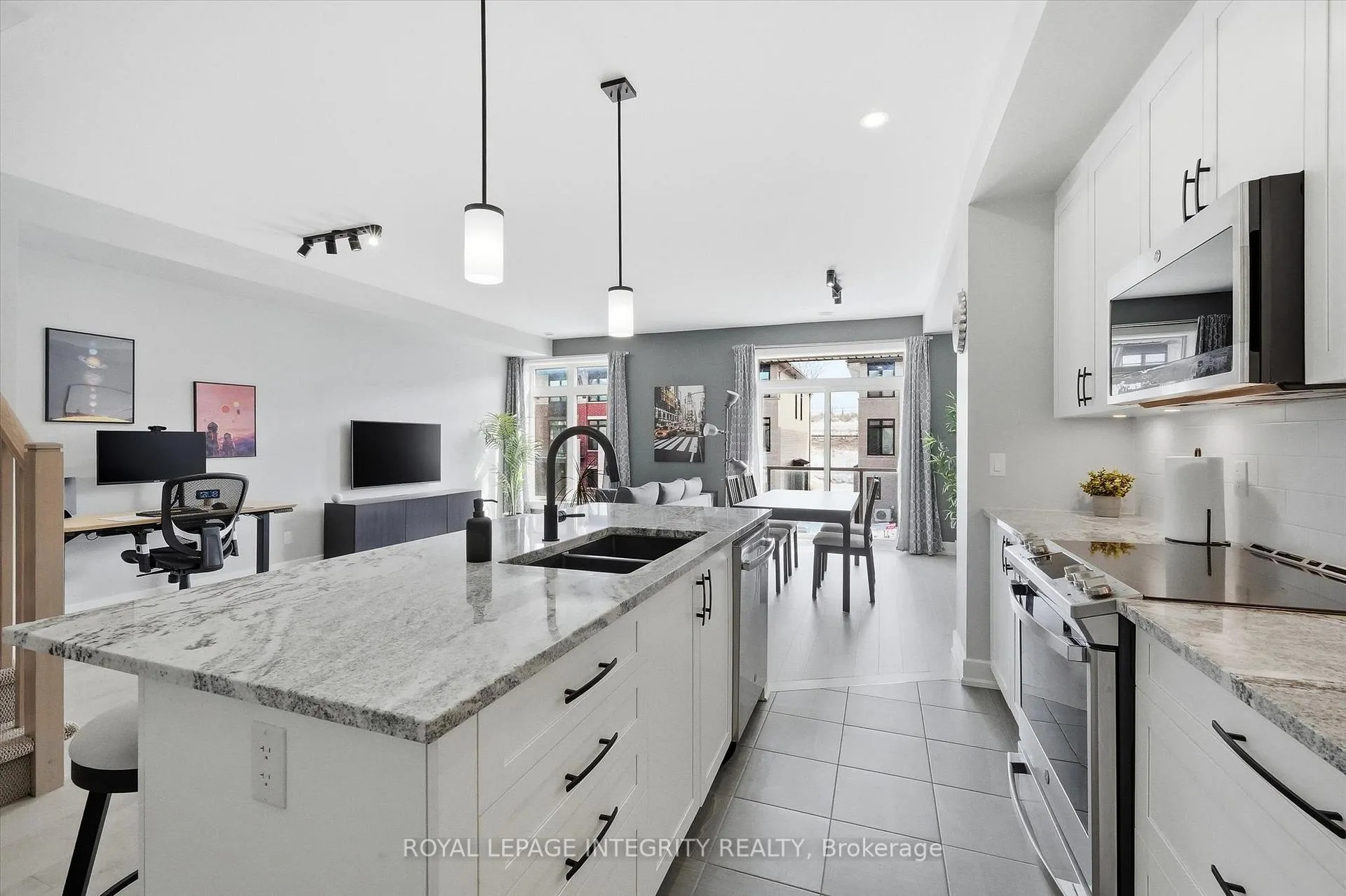 Photo 7 of 517 Stadacone Row, Ottawa, Camelot — HOMEH