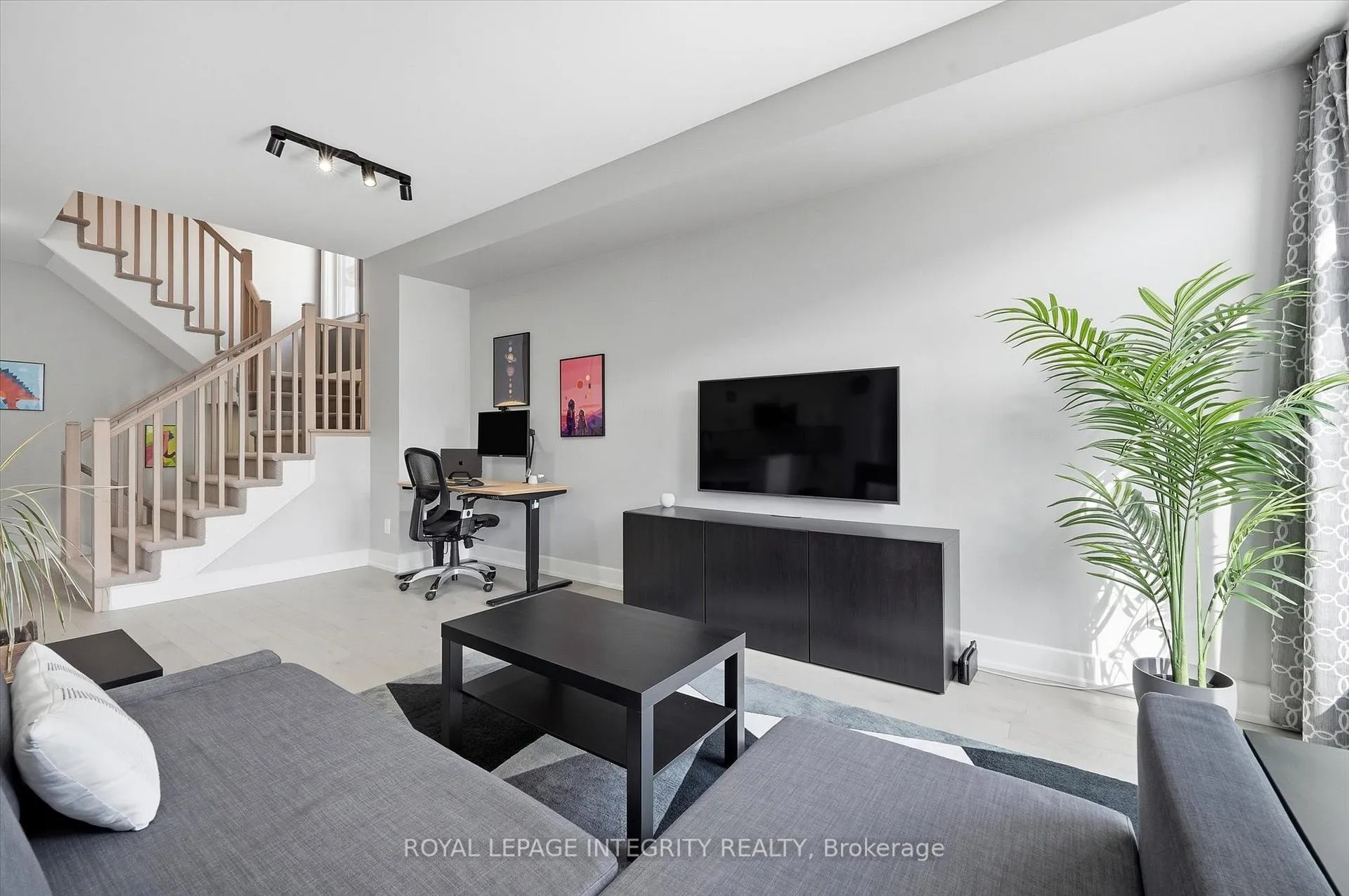 Photo 13 of 517 Stadacone Row, Ottawa, Camelot — HOMEH