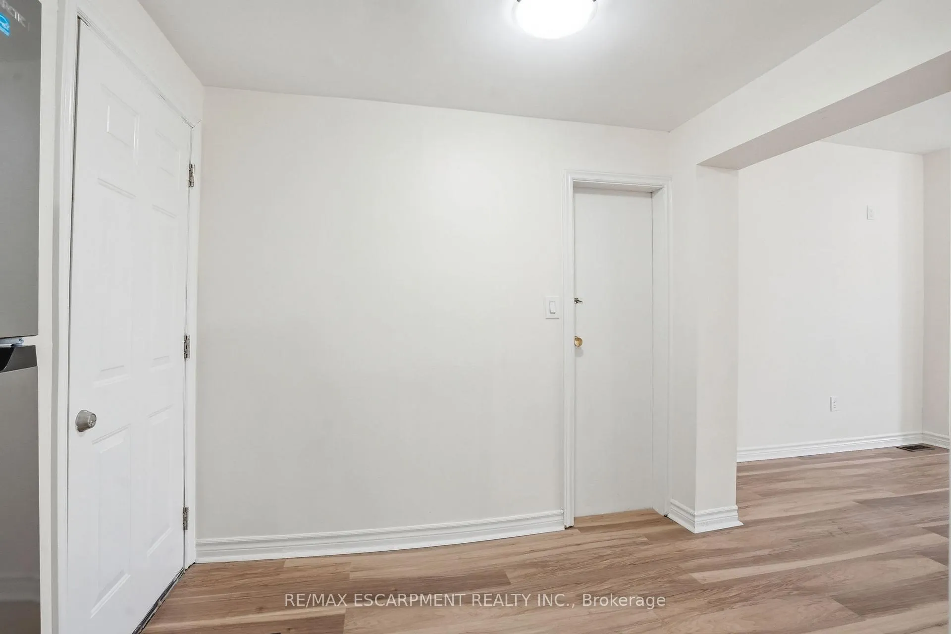 Photo 15 of Unit BACHELOR, 237 Queen Street, Hamilton, Strathcona — HOMEH