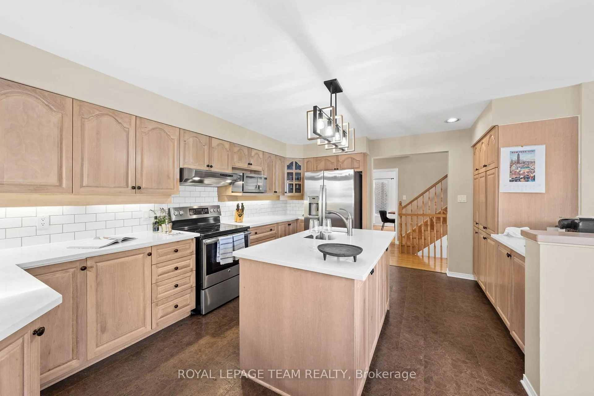 Photo 16 of 76 Hansen Avenue, Ottawa, Kanata - Kanata Lakes/Heritage Hills — HOMEH