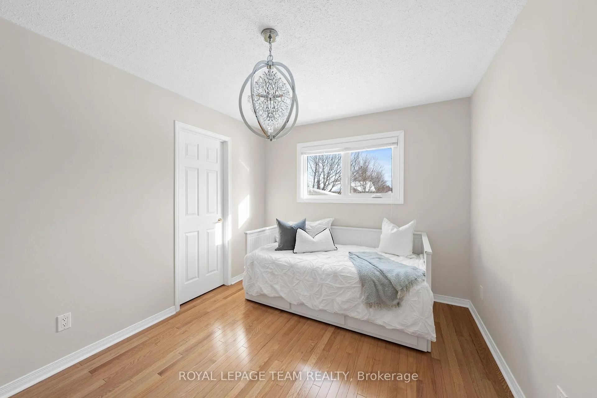Photo 37 of 76 Hansen Avenue, Ottawa, Kanata - Kanata Lakes/Heritage Hills — HOMEH