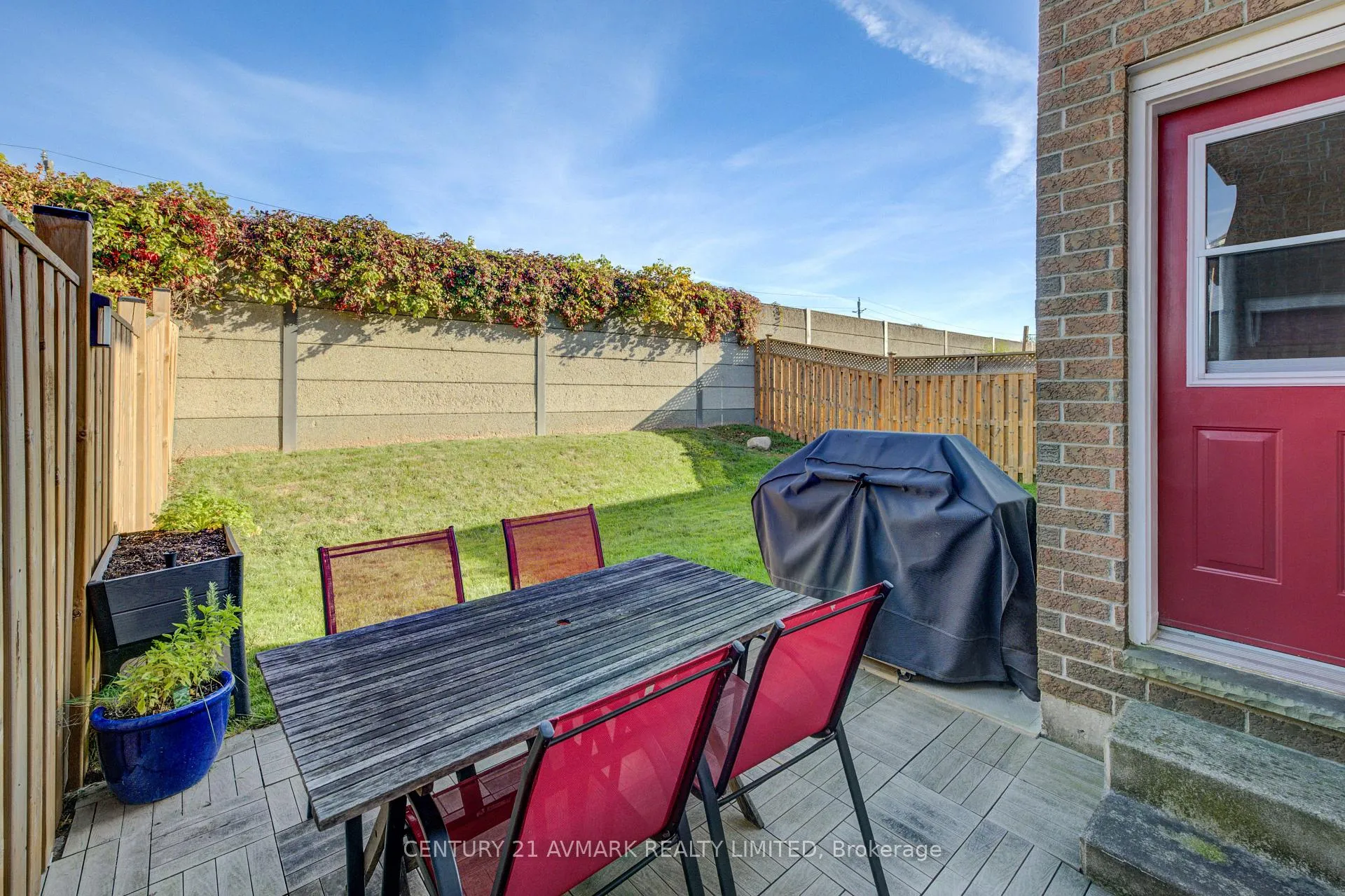 Photo 28 of 4893 Northgate Crescent, Lincoln, Lincoln Lake — HOMEH