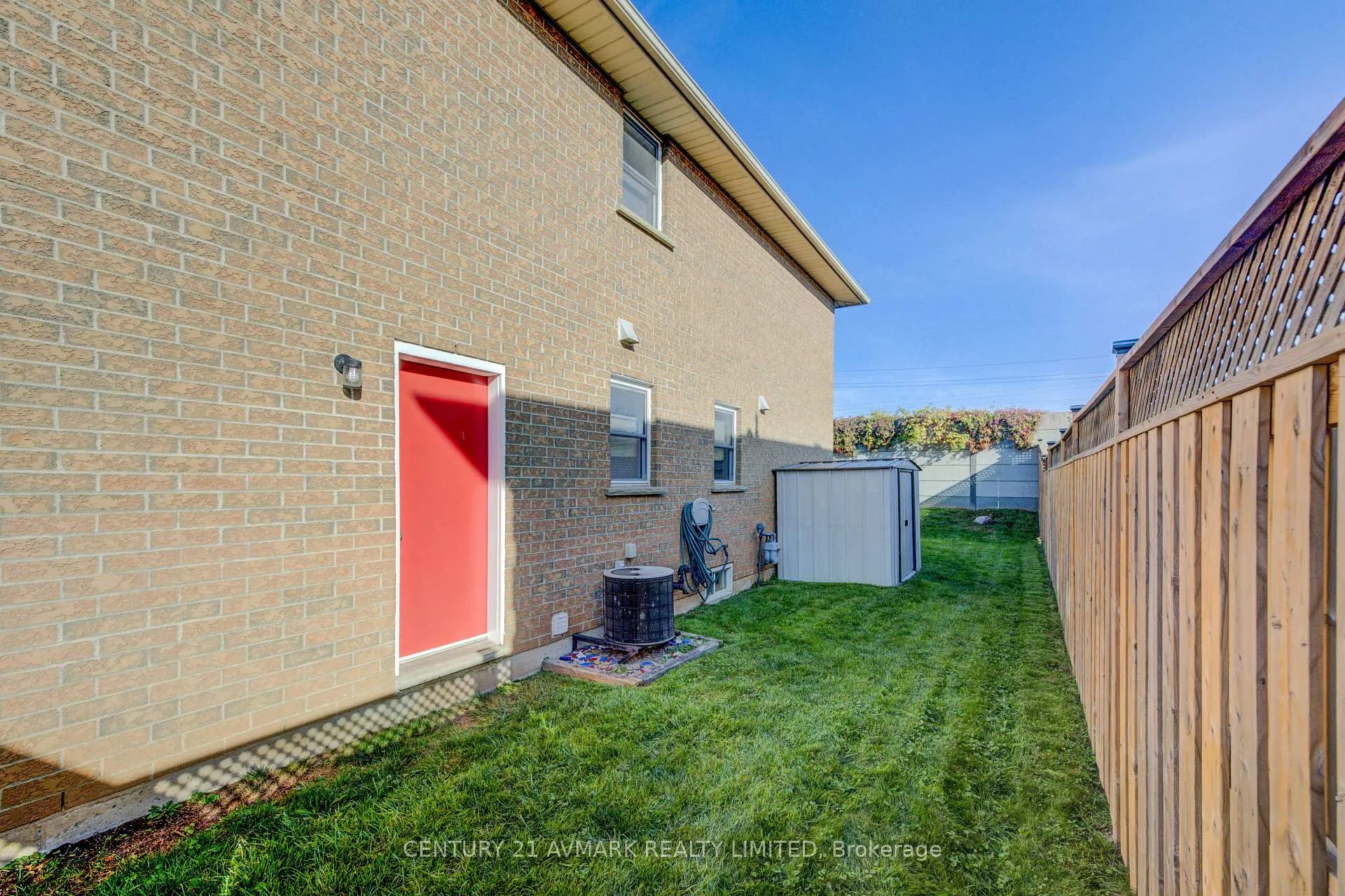 Photo 32 of 4893 Northgate Crescent, Lincoln, Lincoln Lake — HOMEH