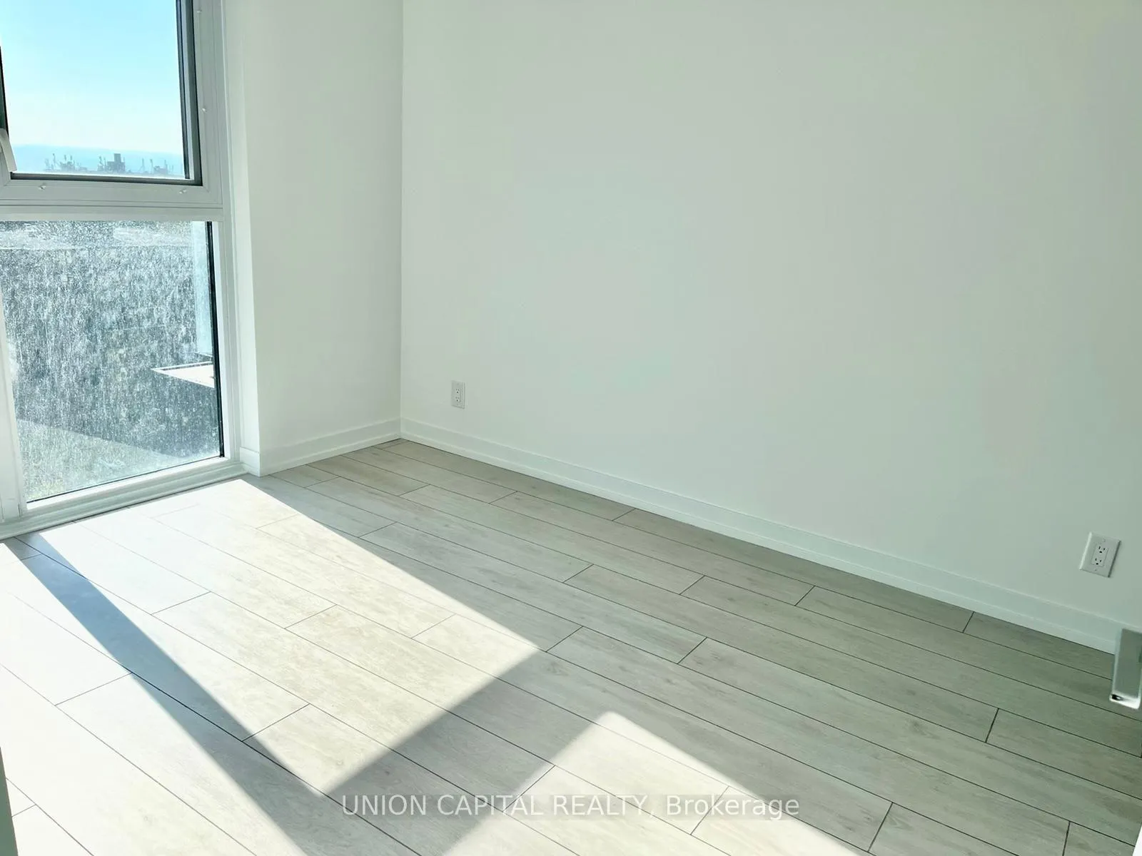 Photo 13 of Unit 1205, 270 Dufferin Street, Toronto, South Parkdale — HOMEH