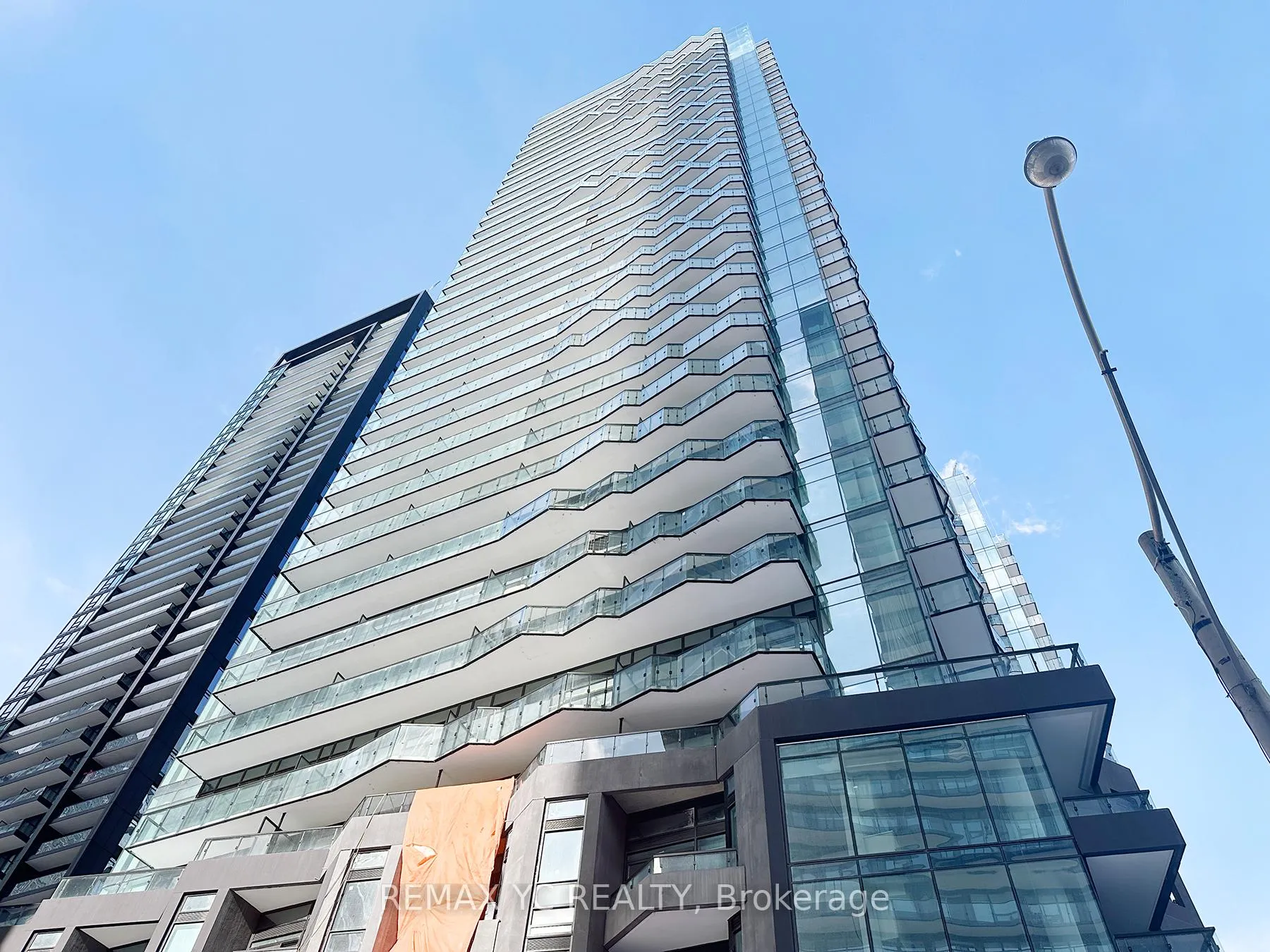 Photo 1 of Unit 2806, 110 Broadway Avenue, Toronto, Mount Pleasant West — HOMEH