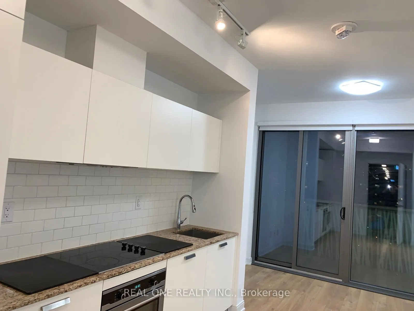 Photo 6 of Unit 804, 50 Charles Street E, Toronto, Church-Yonge Corridor — HOMEH