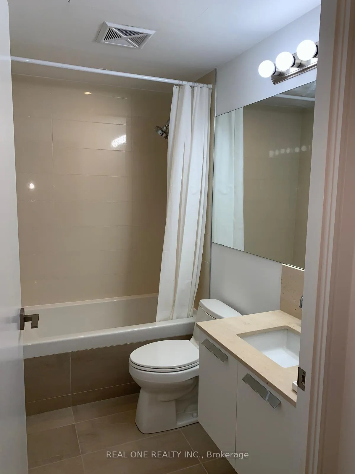 Photo 7 of Unit 804, 50 Charles Street E, Toronto, Church-Yonge Corridor — HOMEH