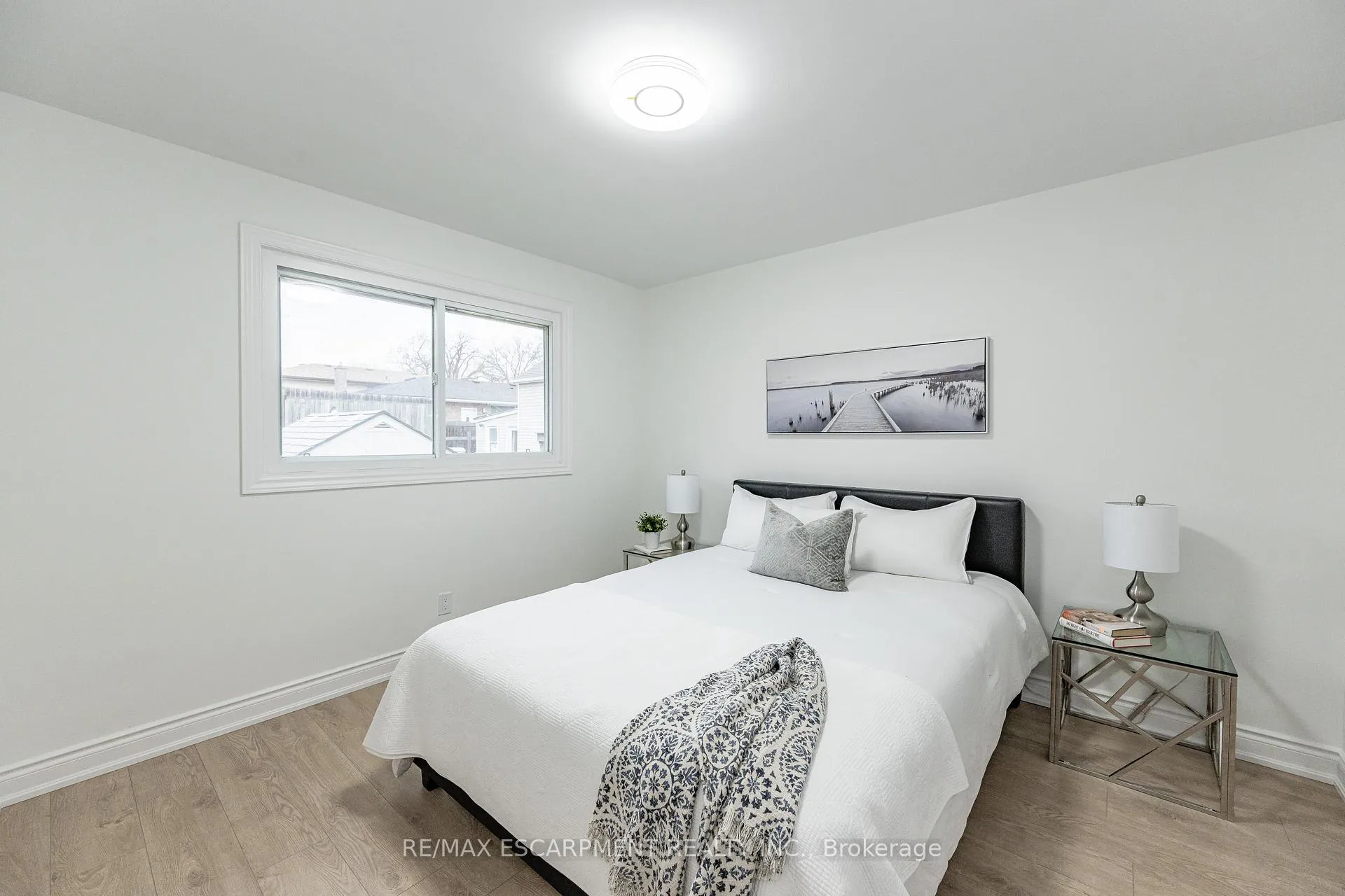 Photo 9 of Unit MAIN, 3045 Portage Road, Niagara Falls, Church's Lane — HOMEH