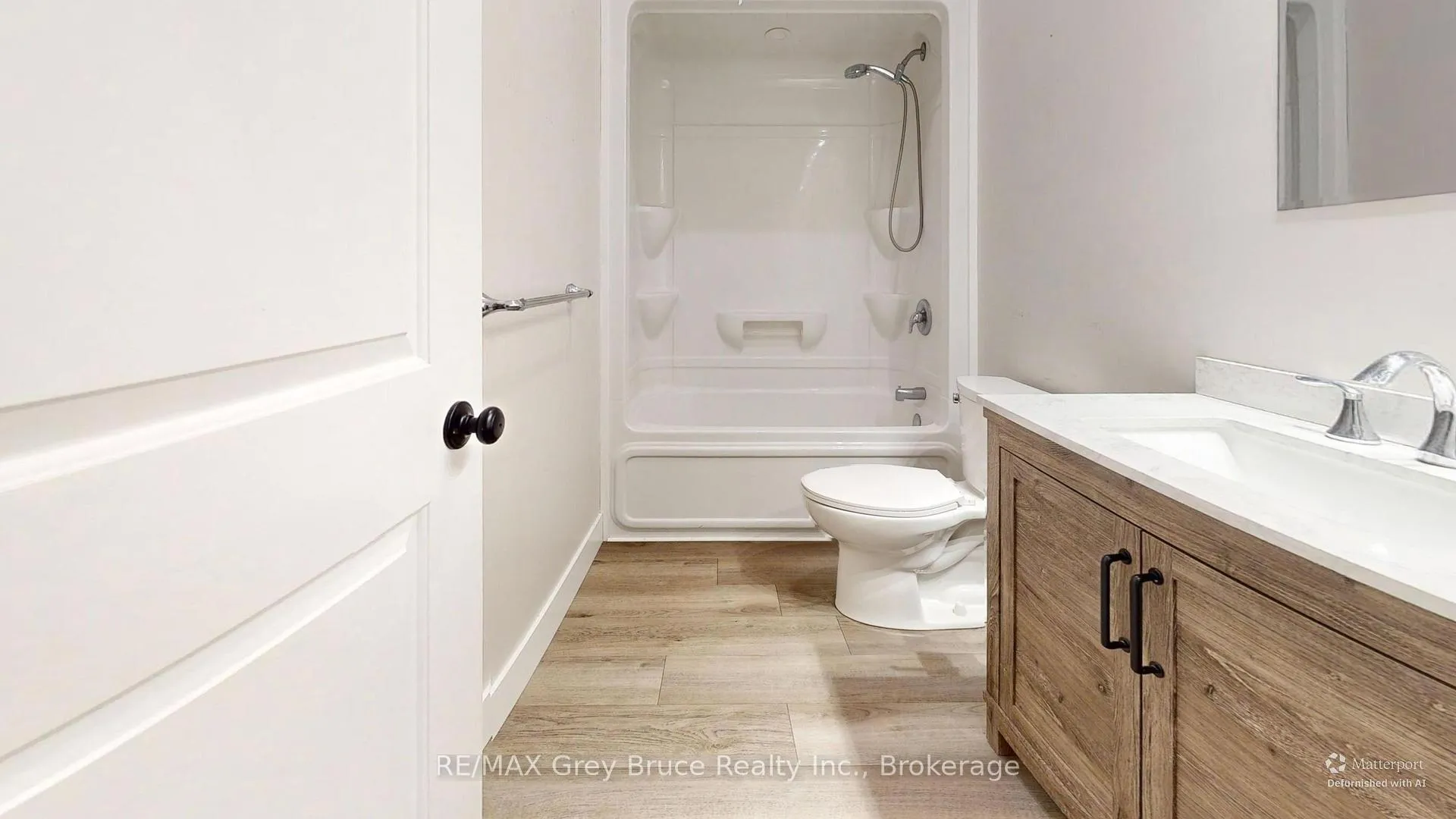 Photo 5 of Unit Unit 9, 39 1st Avenue S, Arran-Elderslie — HOMEH