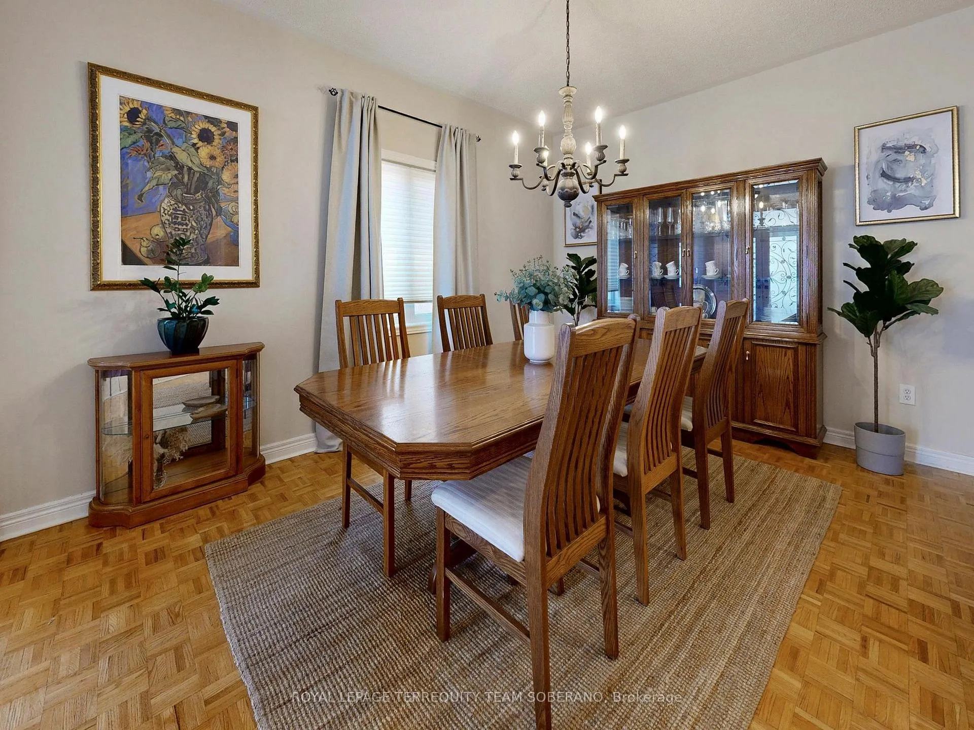 Photo 7 of 29 Monterey Road, Vaughan, Sonoma Heights — HOMEH