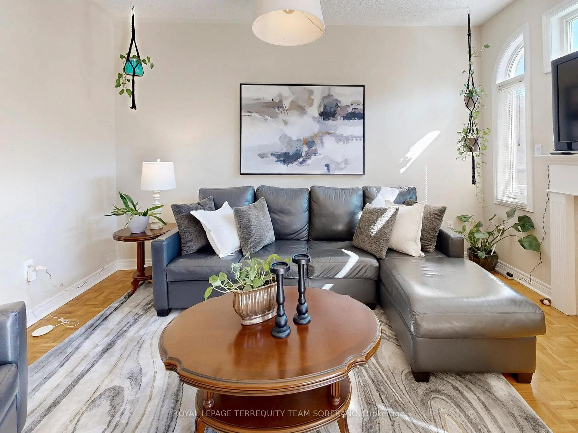 Photo 11 of 29 Monterey Road, Vaughan, Sonoma Heights — HOMEH