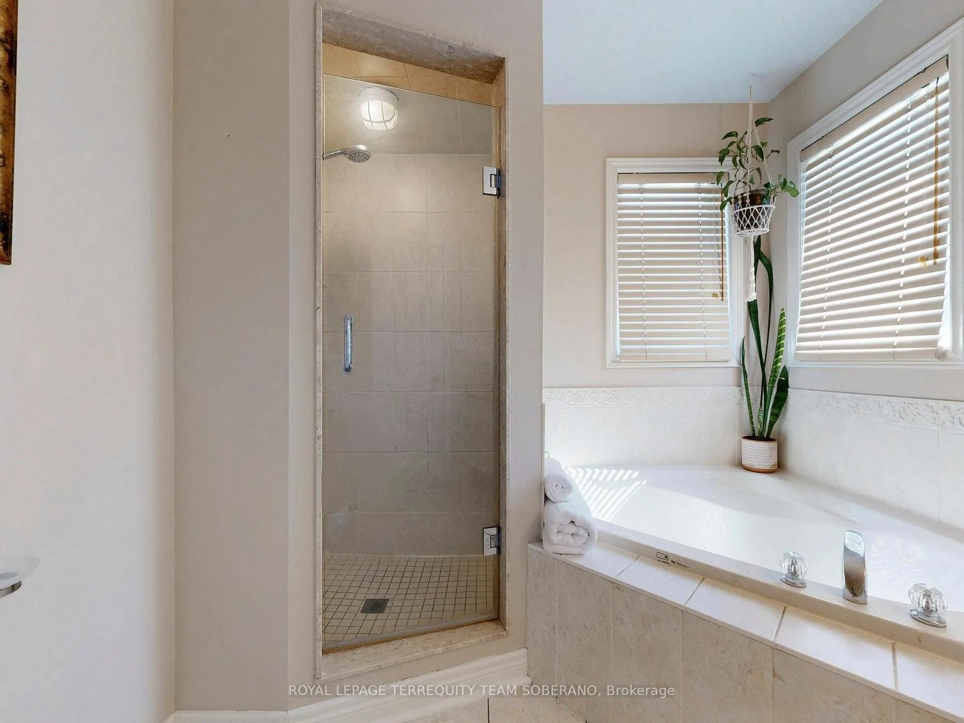 Photo 29 of 29 Monterey Road, Vaughan, Sonoma Heights — HOMEH