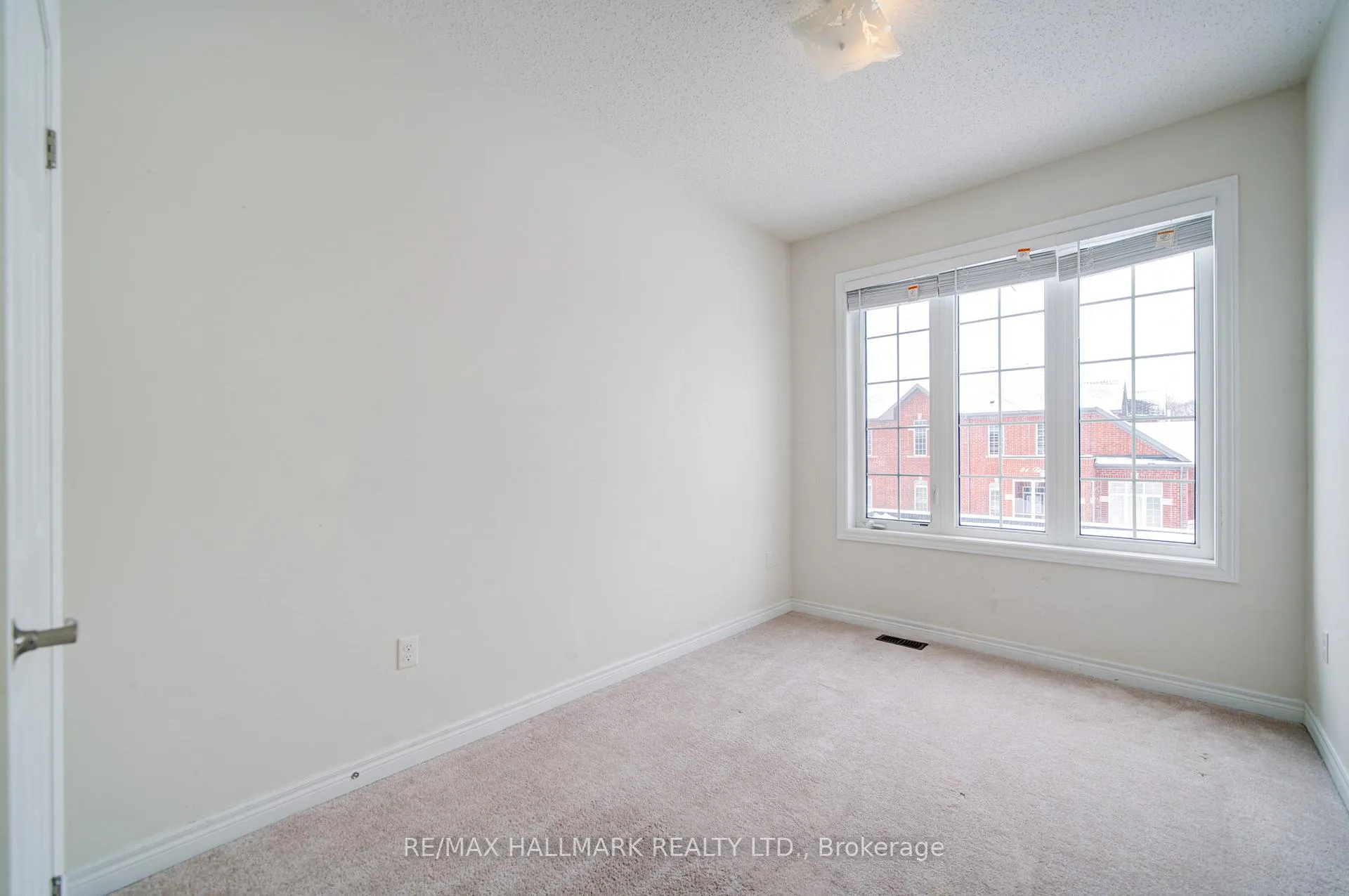Photo 19 of 71 Titan Trail, Markham, Cedarwood — HOMEH