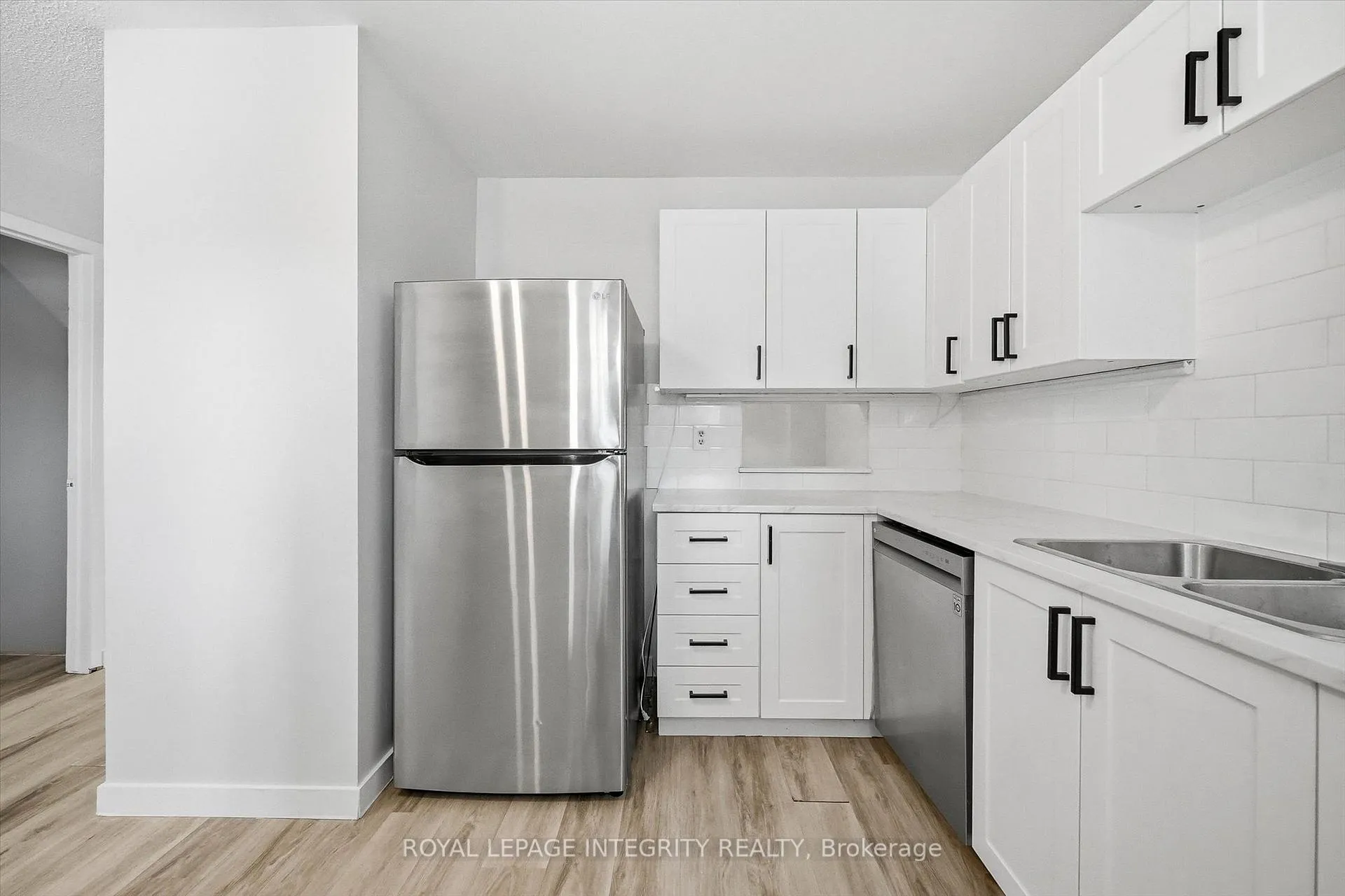 Photo 5 of Unit 5, 228 Millroad Way, Ottawa, Chatelaine Village — HOMEH