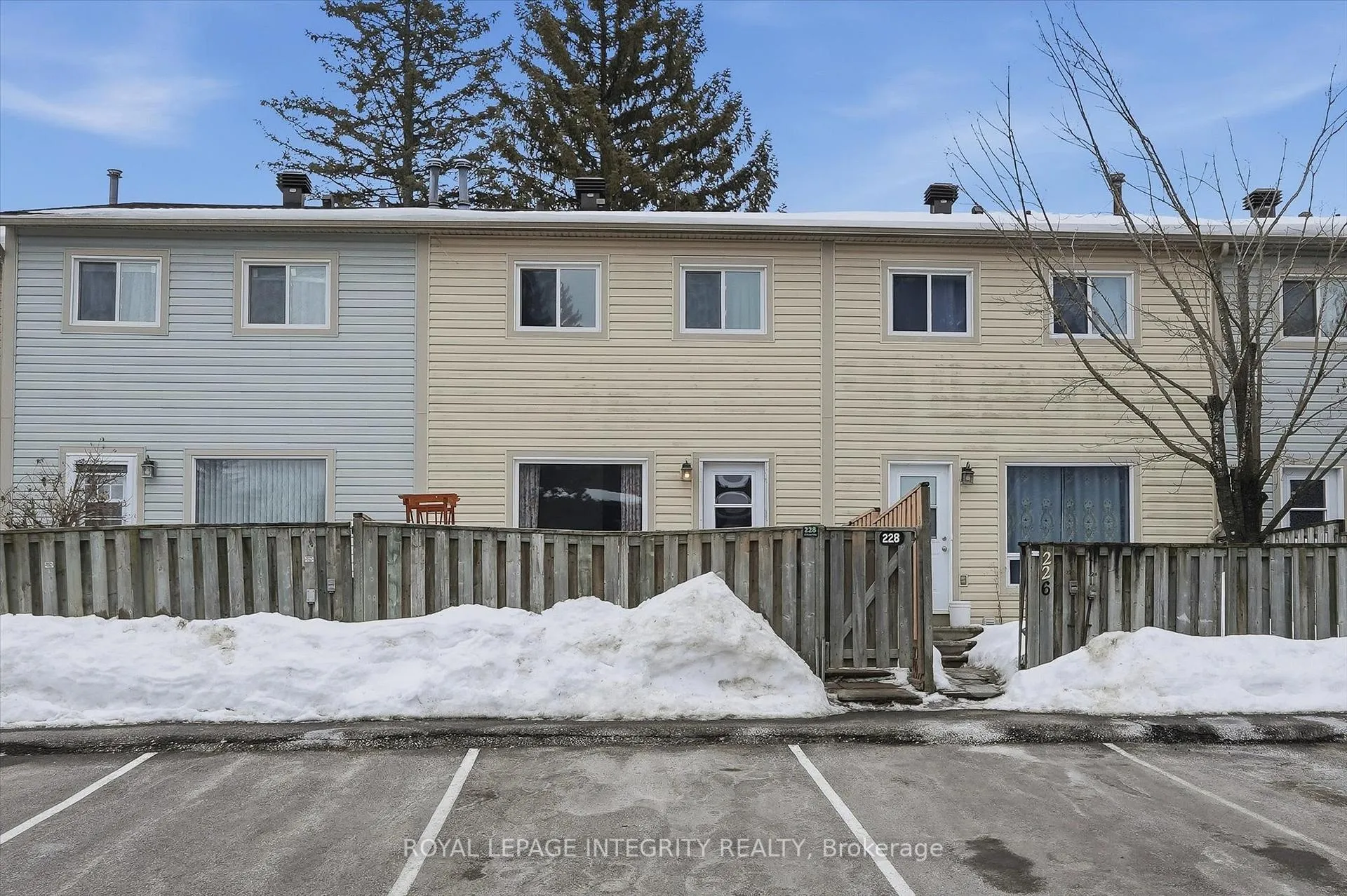 Photo 39 of Unit 5, 228 Millroad Way, Ottawa, Chatelaine Village — HOMEH