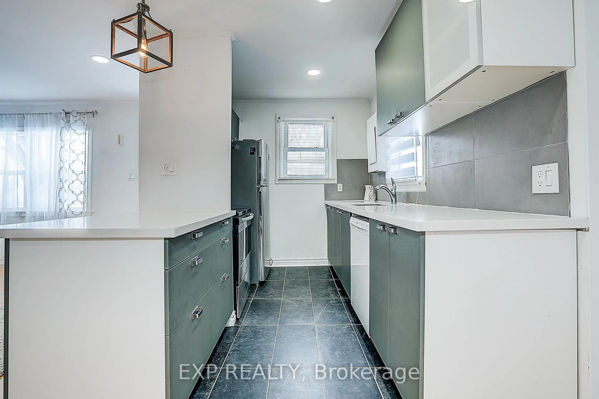 Photo 13 of 31 Ridge Avenue, Ramara, Rural Ramara — HOMEH
