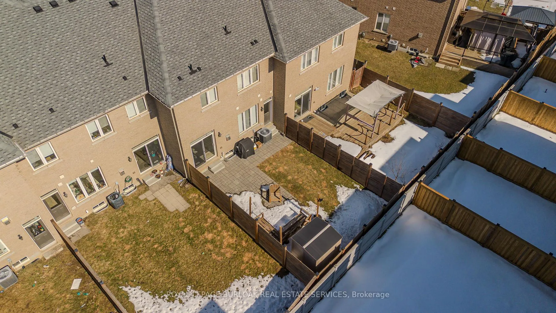 Photo 29 of 36 Heming Trail, Hamilton, Meadowlands — HOMEH