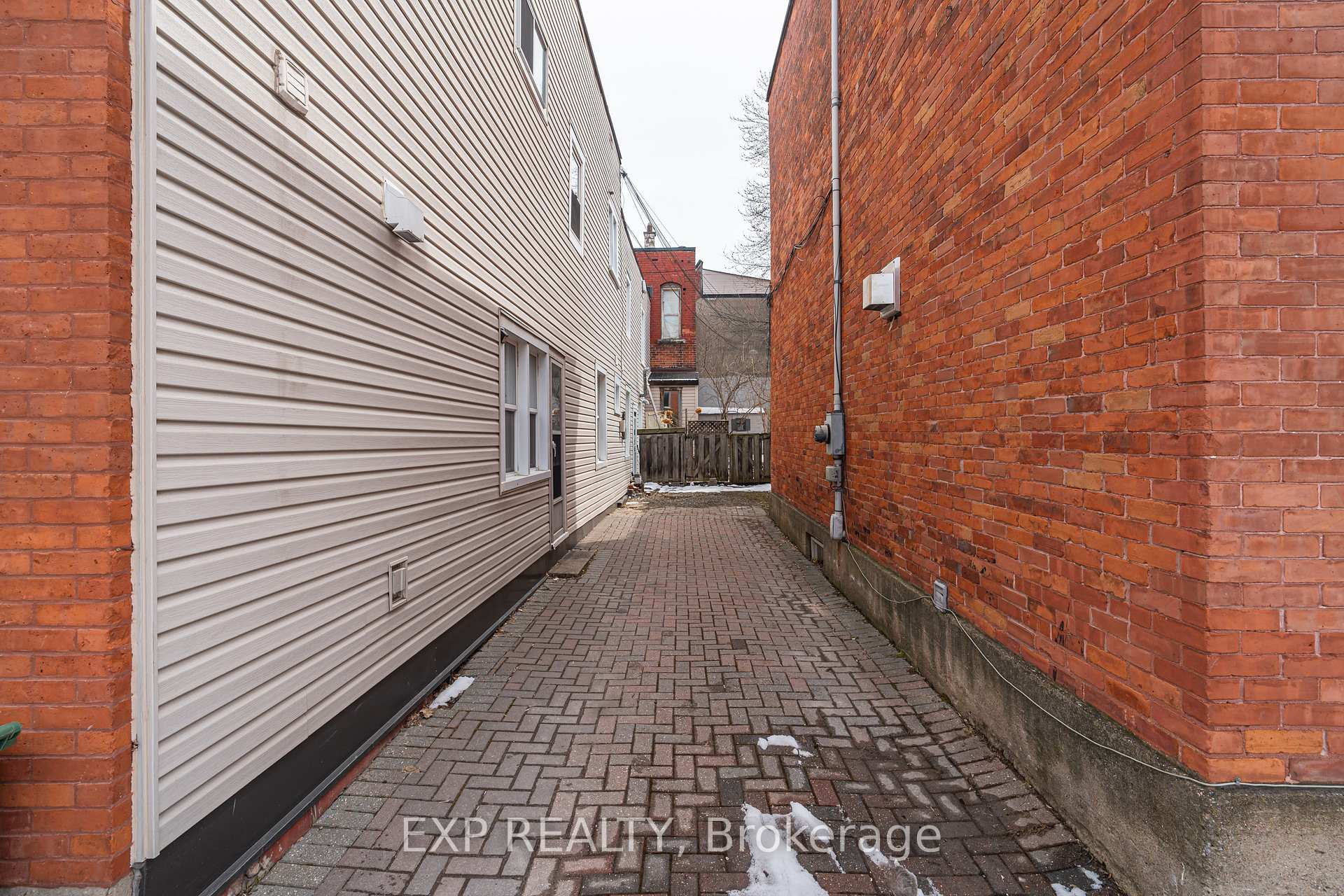 Photo 16 of Unit 1, 64 St Andrew St Street, Ottawa, Lower Town/Byward Market — HOMEH